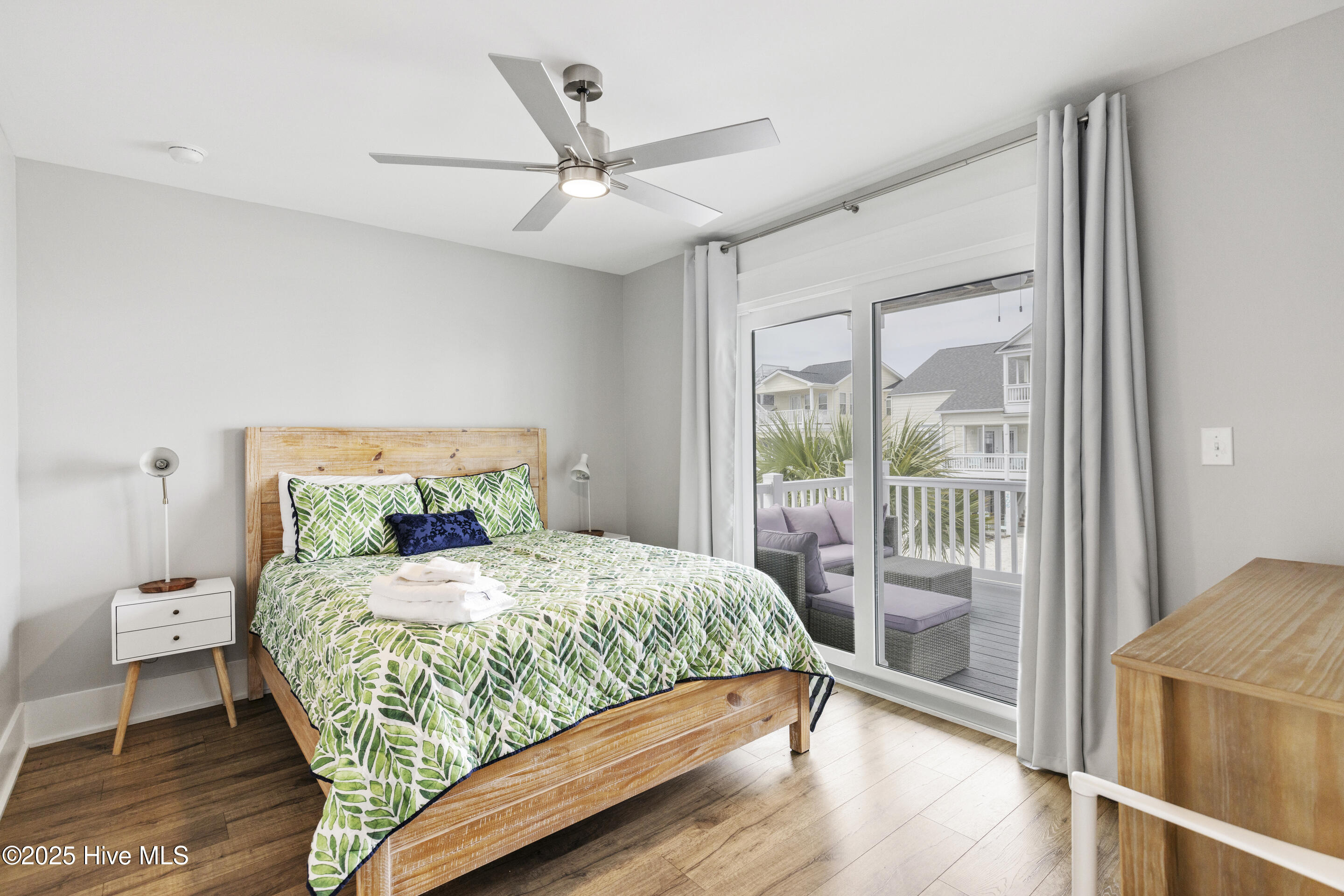 100504726 | Photo 39