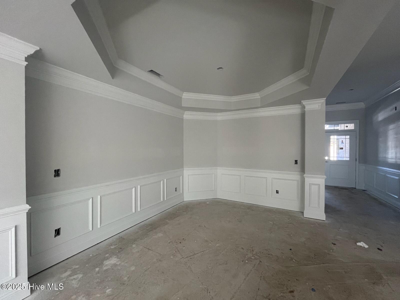 100527021 | Photo 11