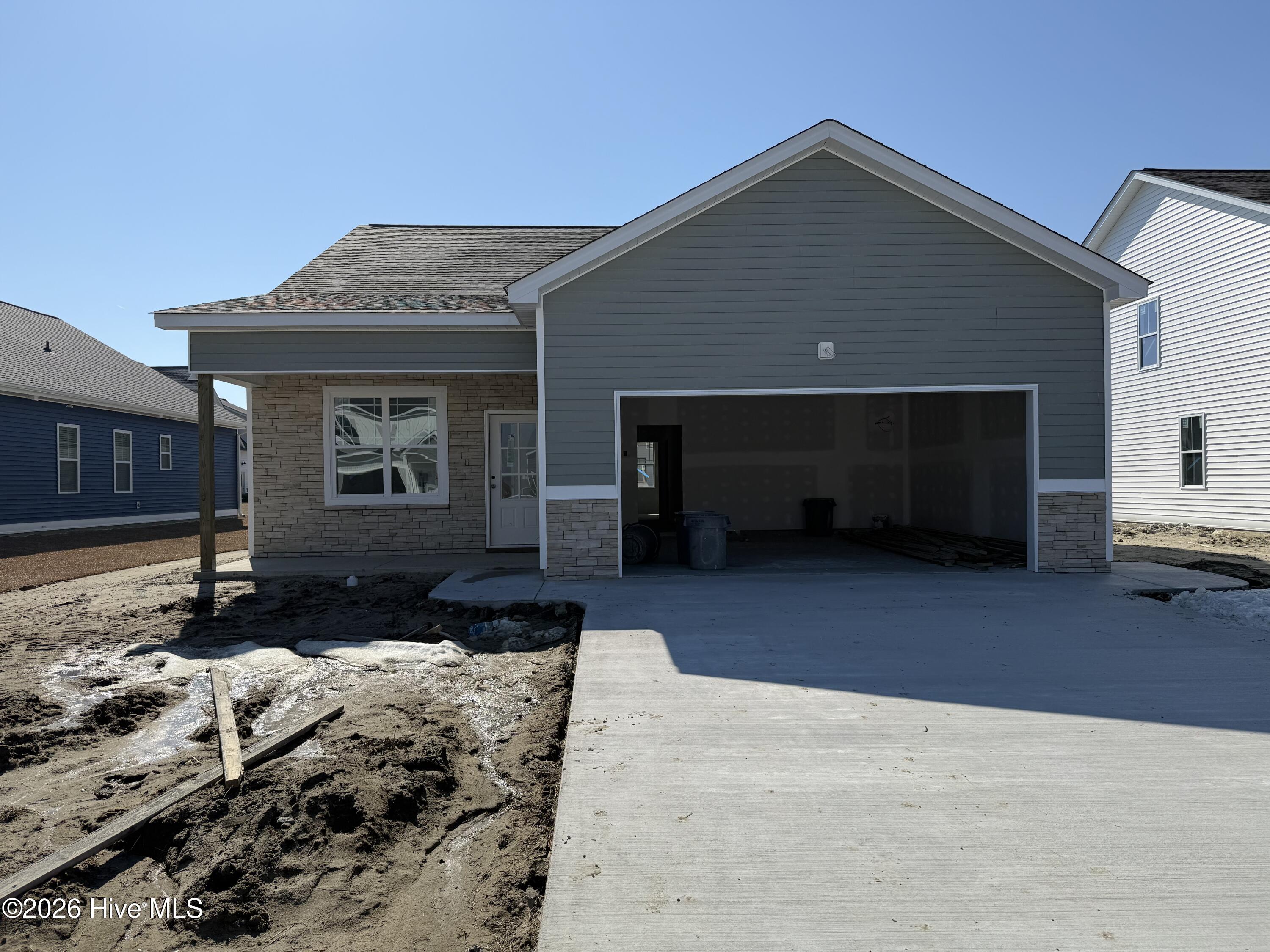 Homes for sale in Ayden, NC | 1024 Seven Iron Dr, Ayden, NC 28513 | MLS# 100516956