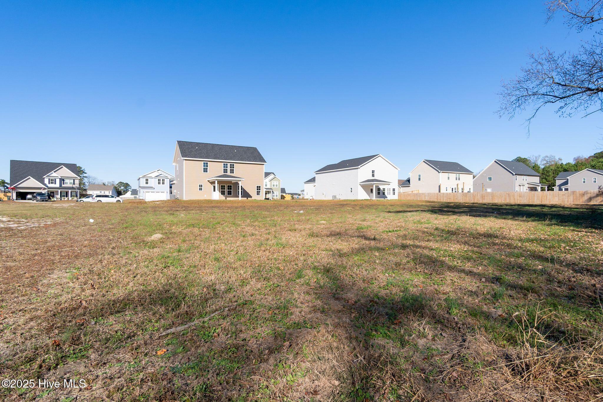 100531004 | Photo 48