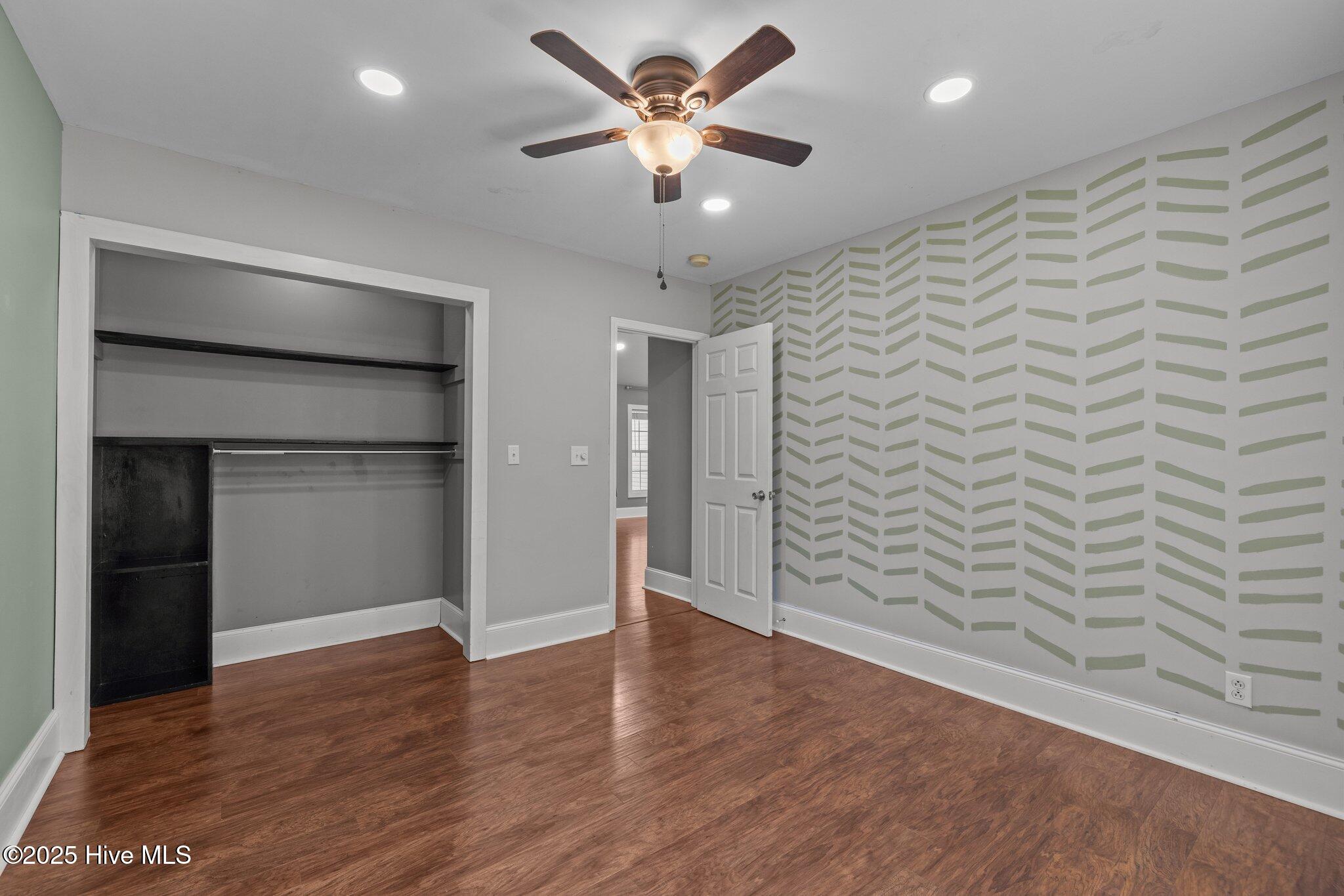 1199 Nine Foot Road,Newport