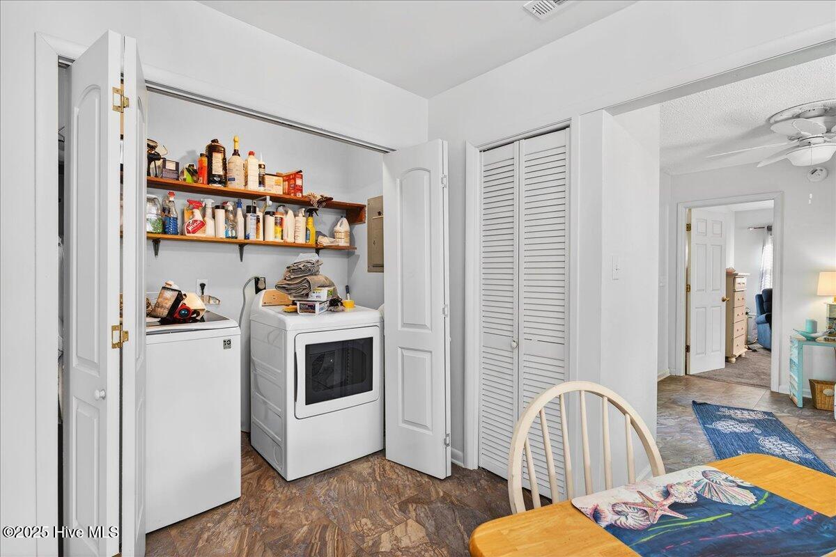 100532299 | Photo 15