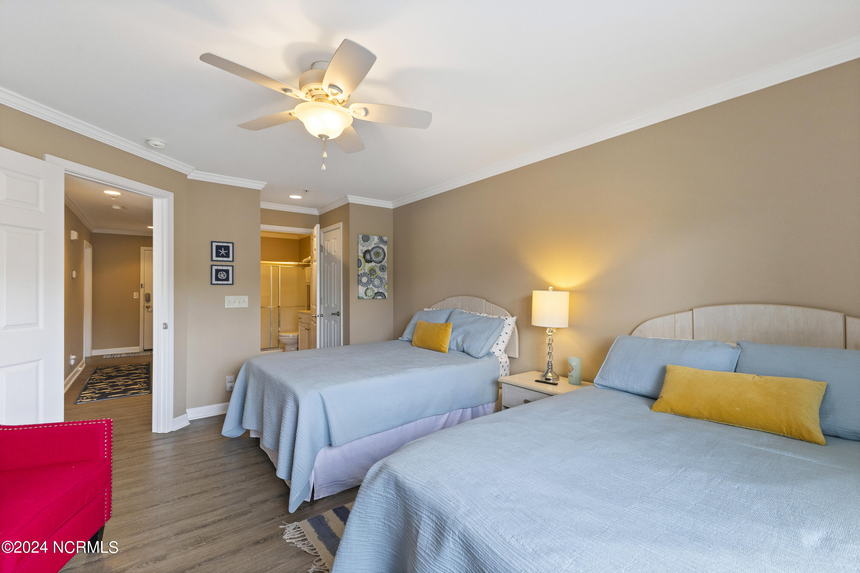 100461581 | Photo 17