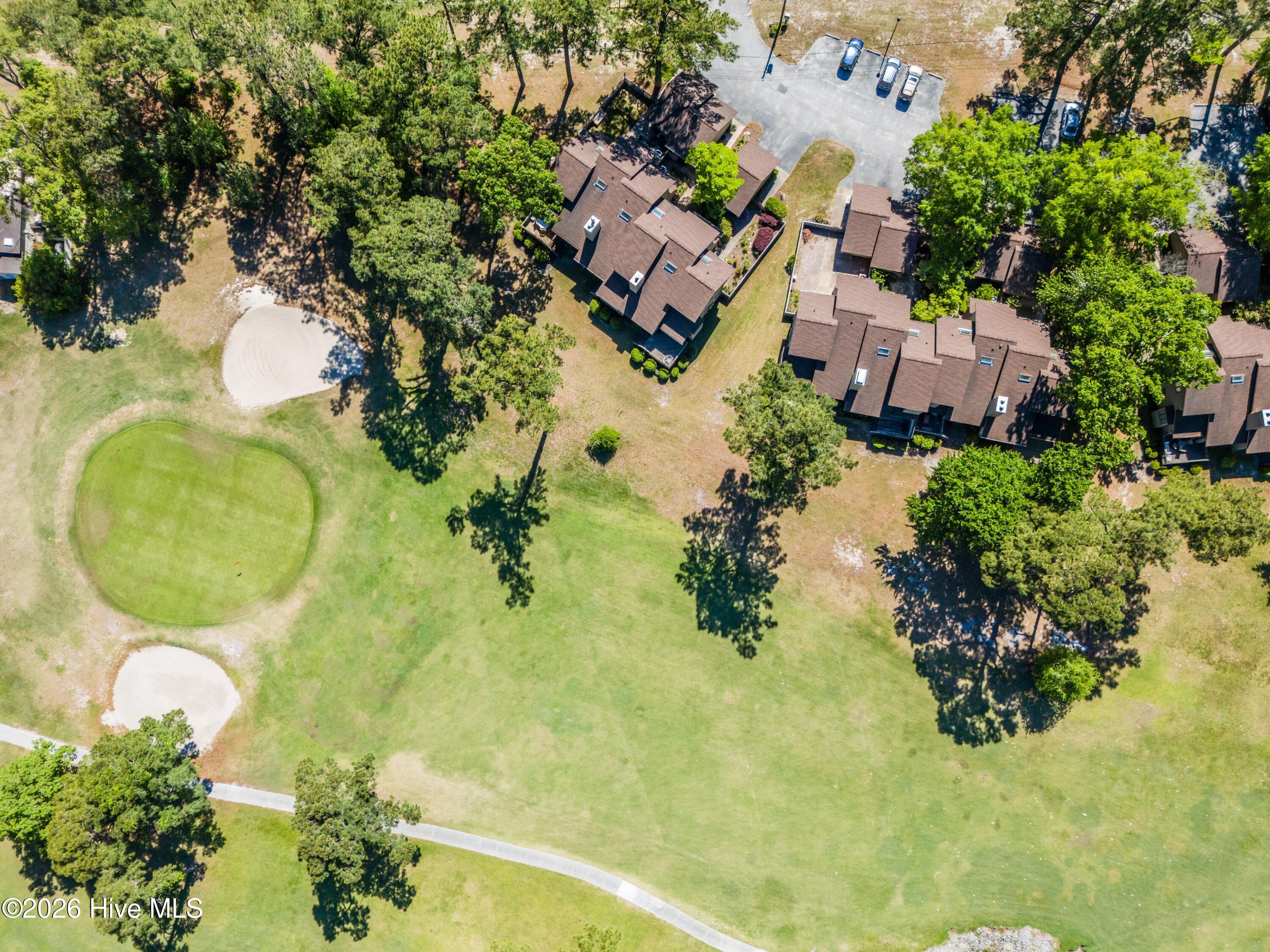 100570690 | Photo 35