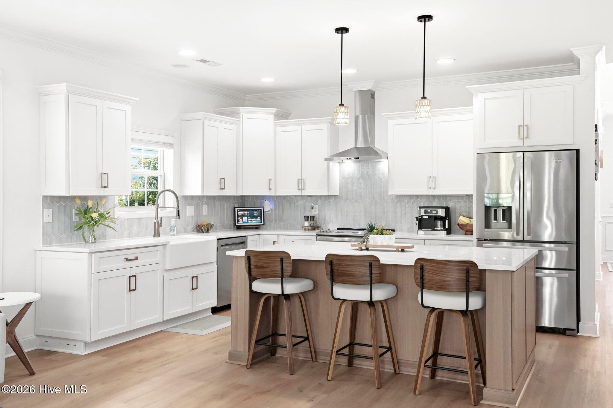 100566461 | Photo 18