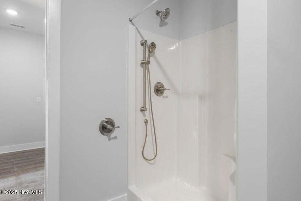 100498427 | Photo 27