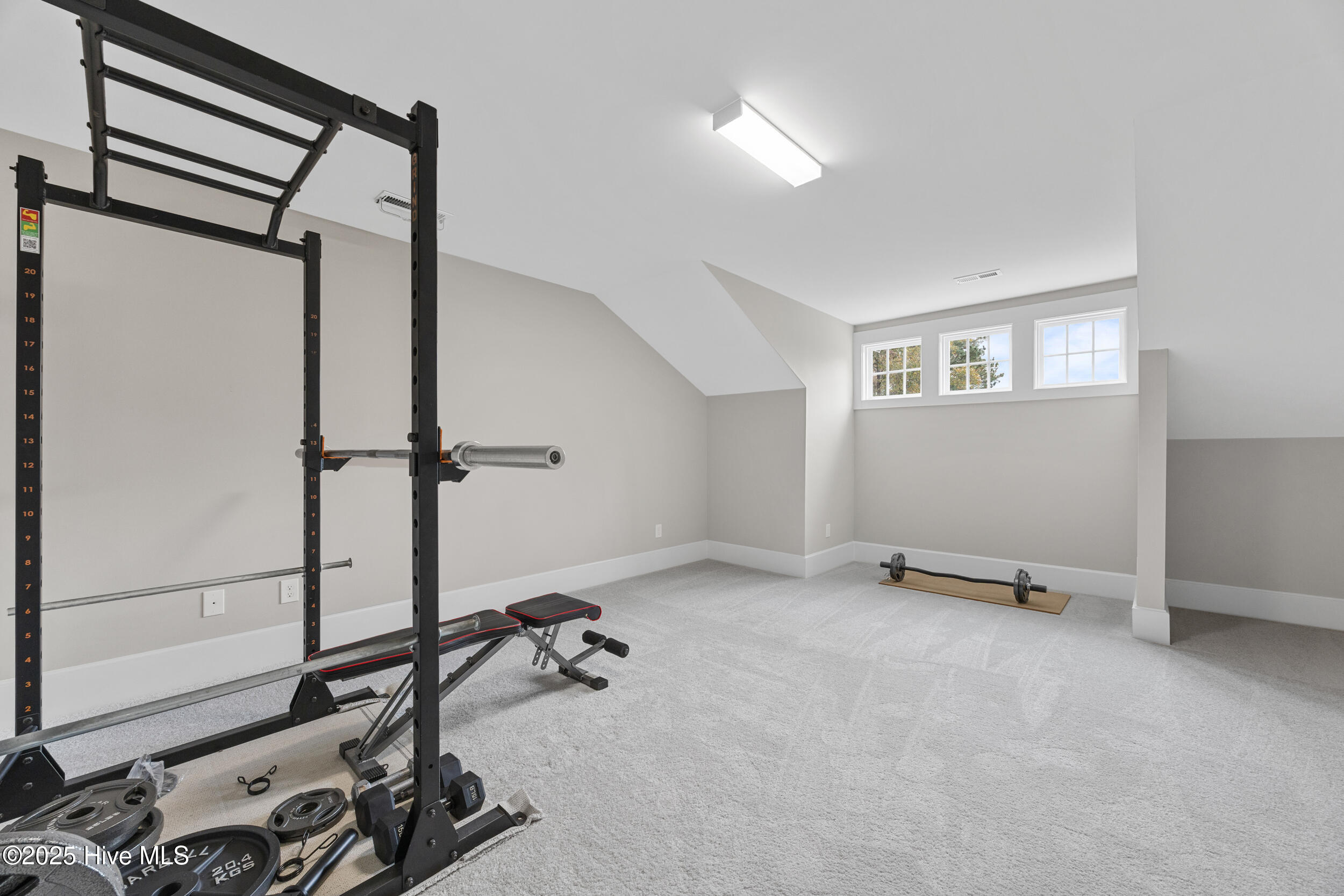 100544586 | Photo 46