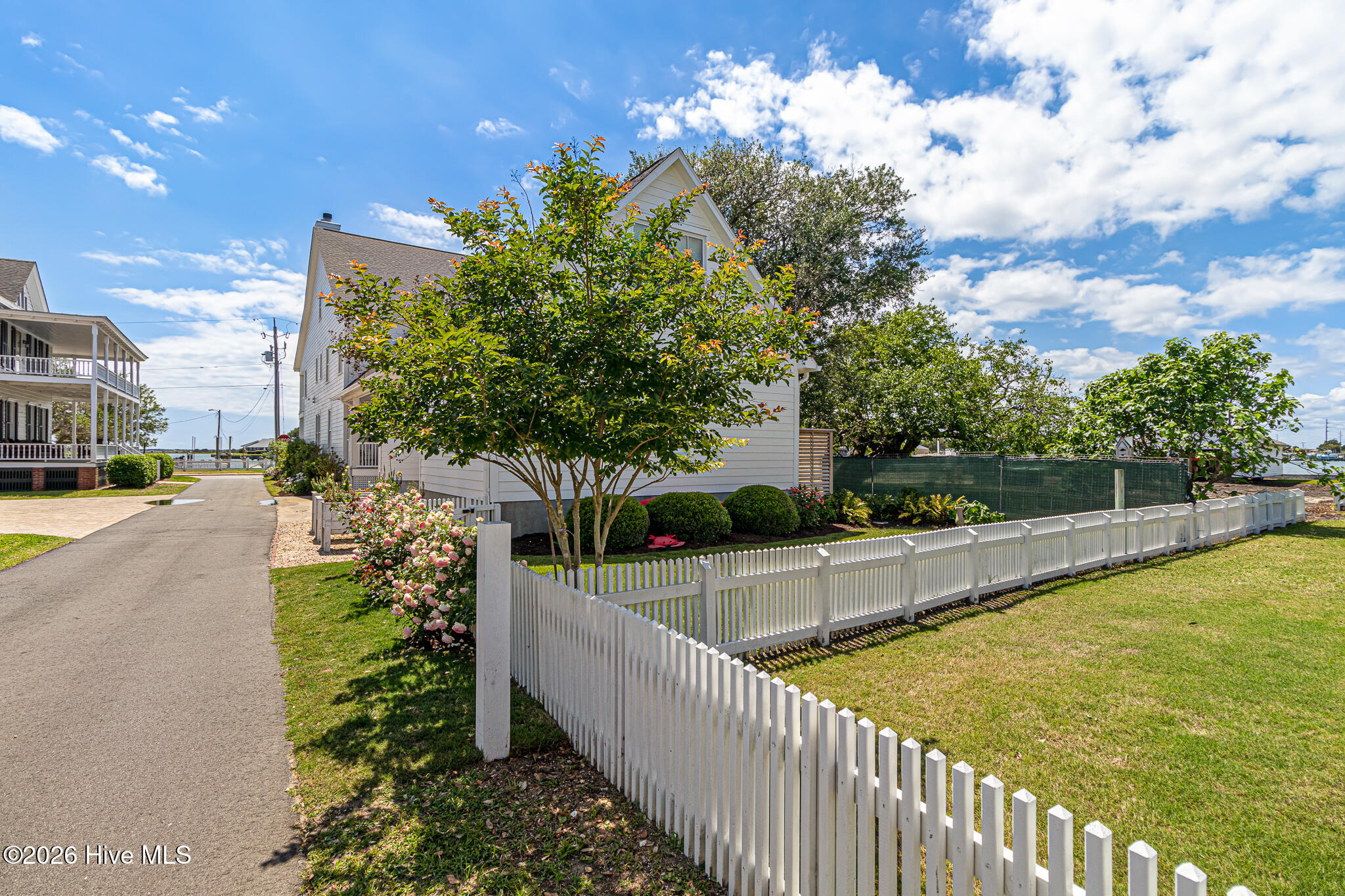 102 & 113 Front Street,Beaufort