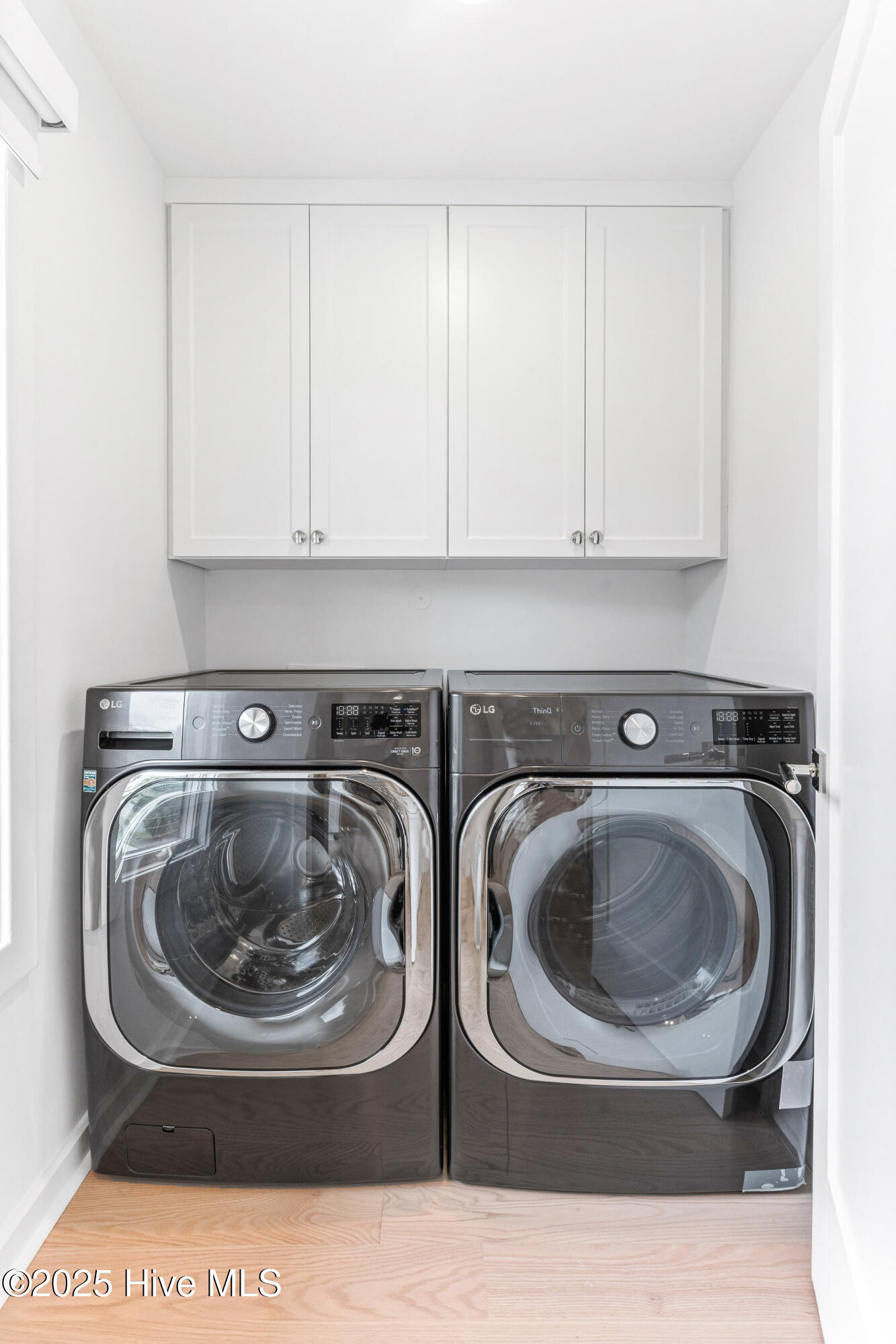 100530519 | Photo 25