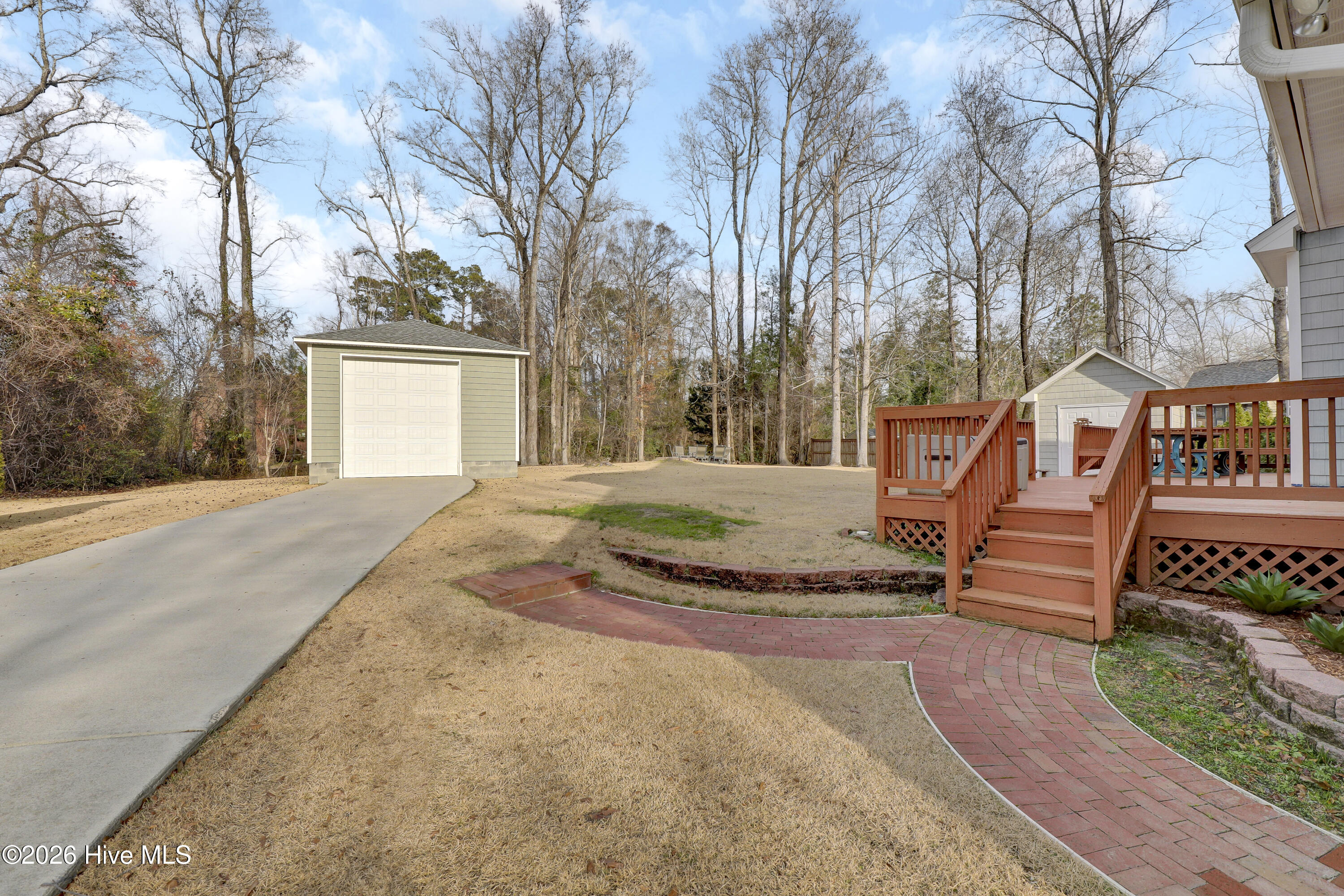 100550563 | Photo 44