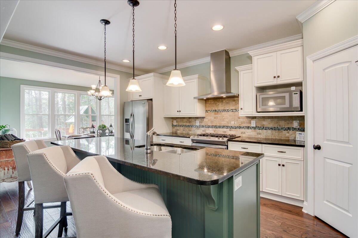 245 Oakbrook Drive