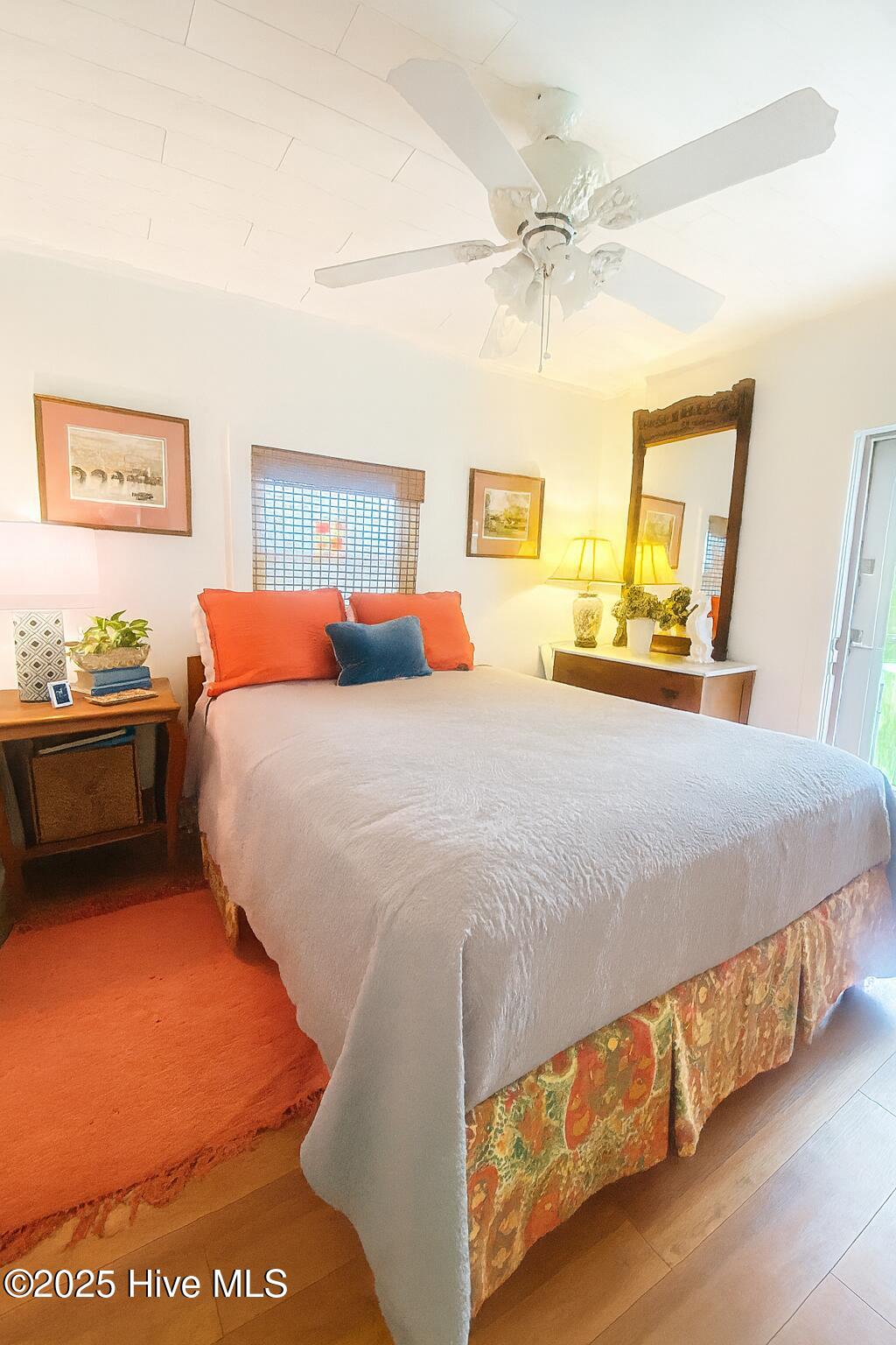 100538347 | Photo 17