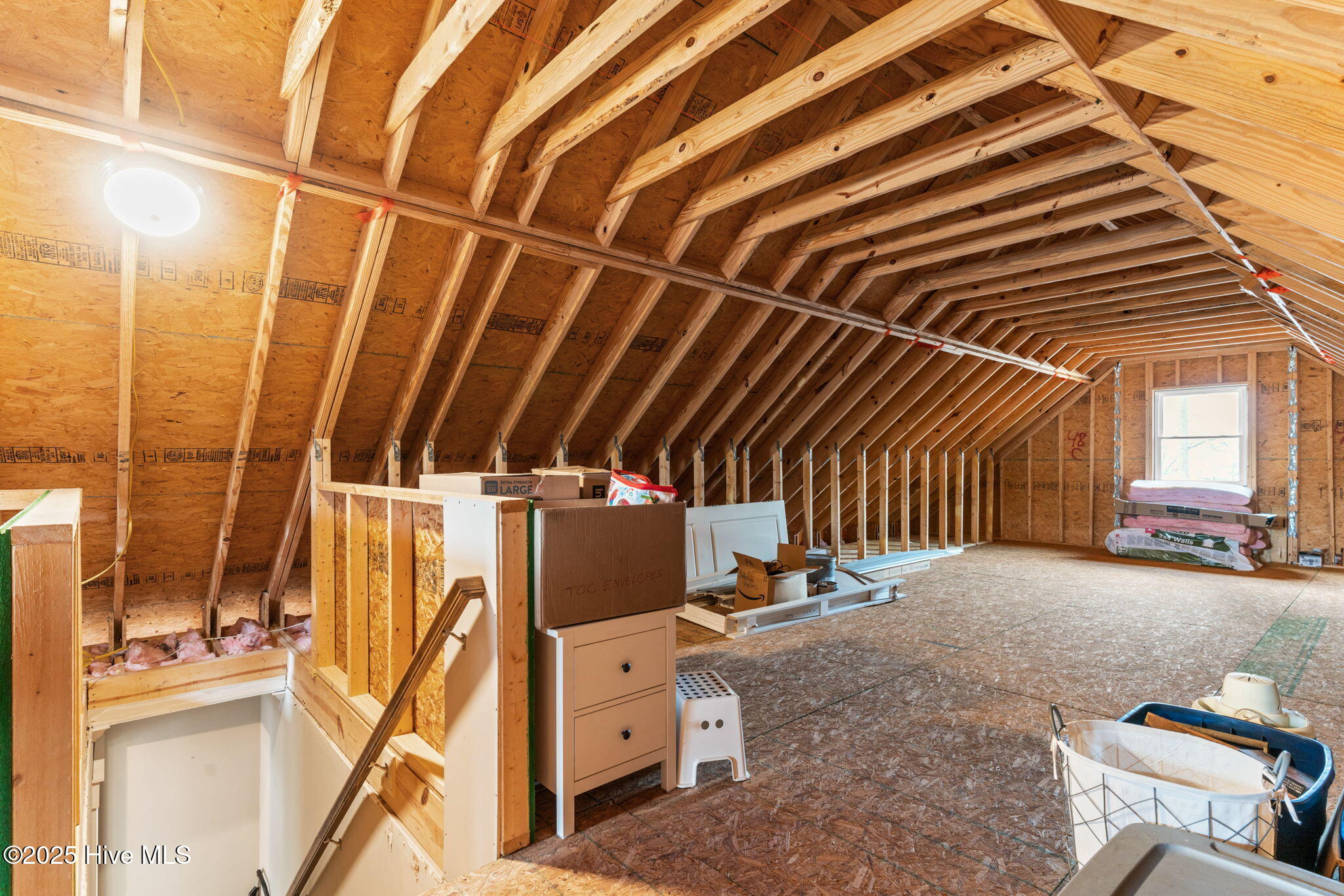 100546923 | Photo 31