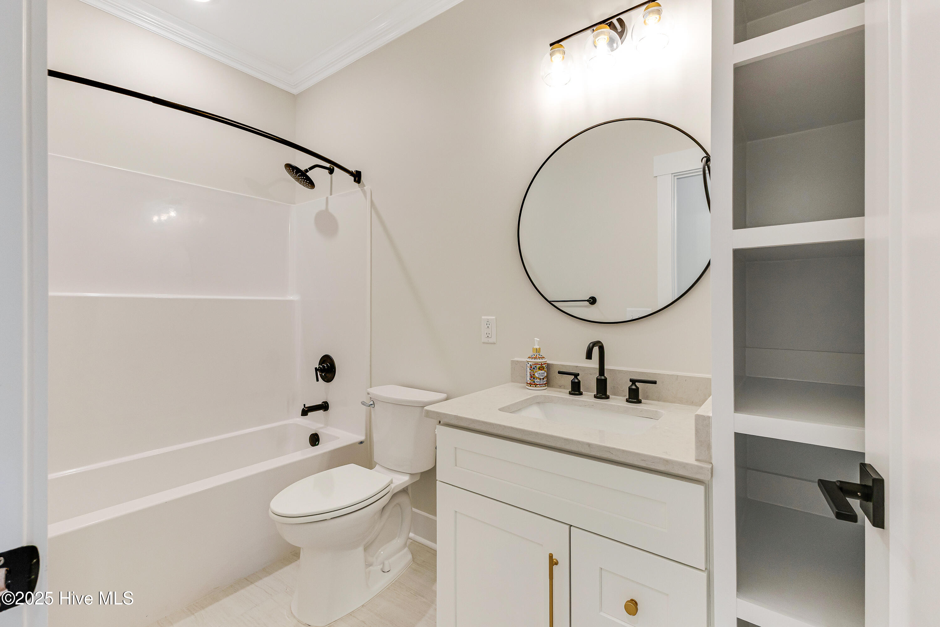 100533069 | Photo 20