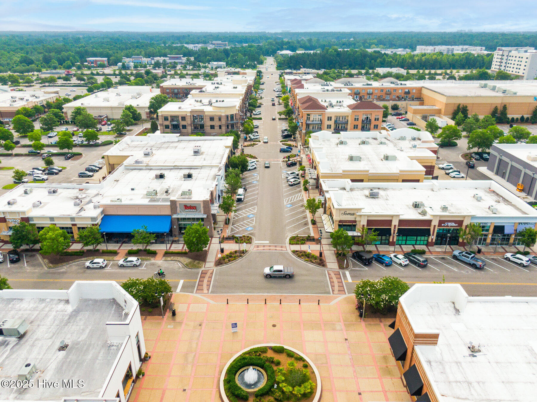 100518149 | Photo 53