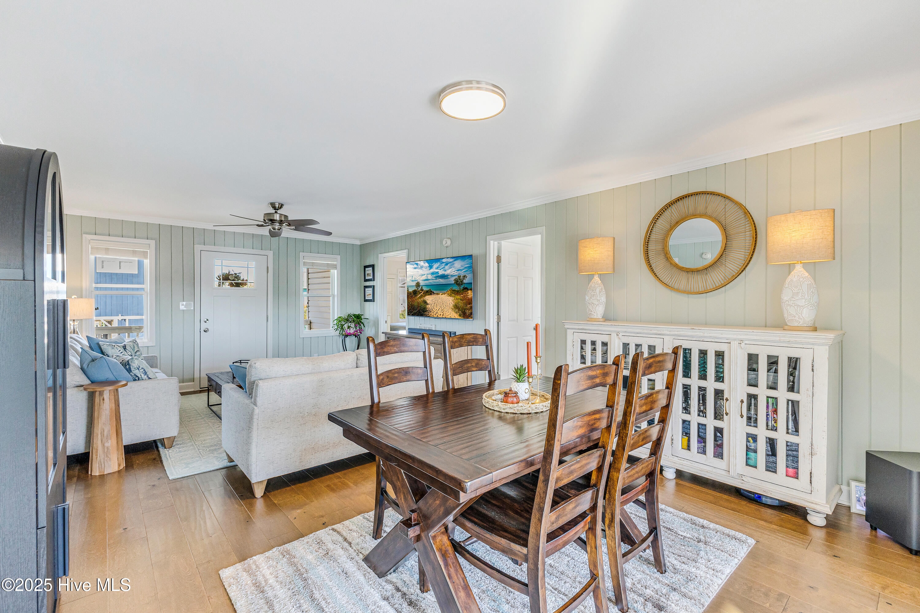 100540899 | Photo 37