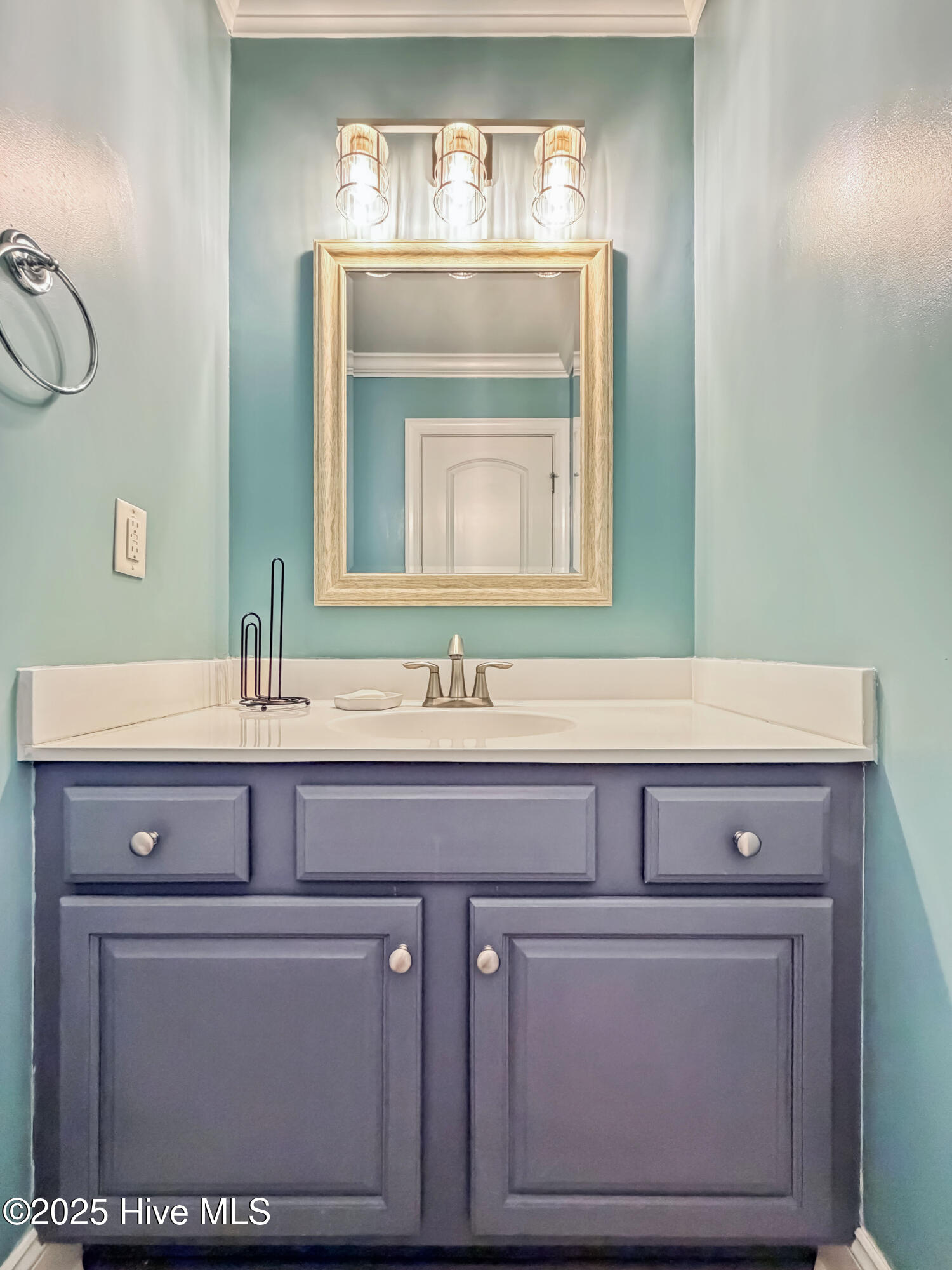 100543417 | Photo 21