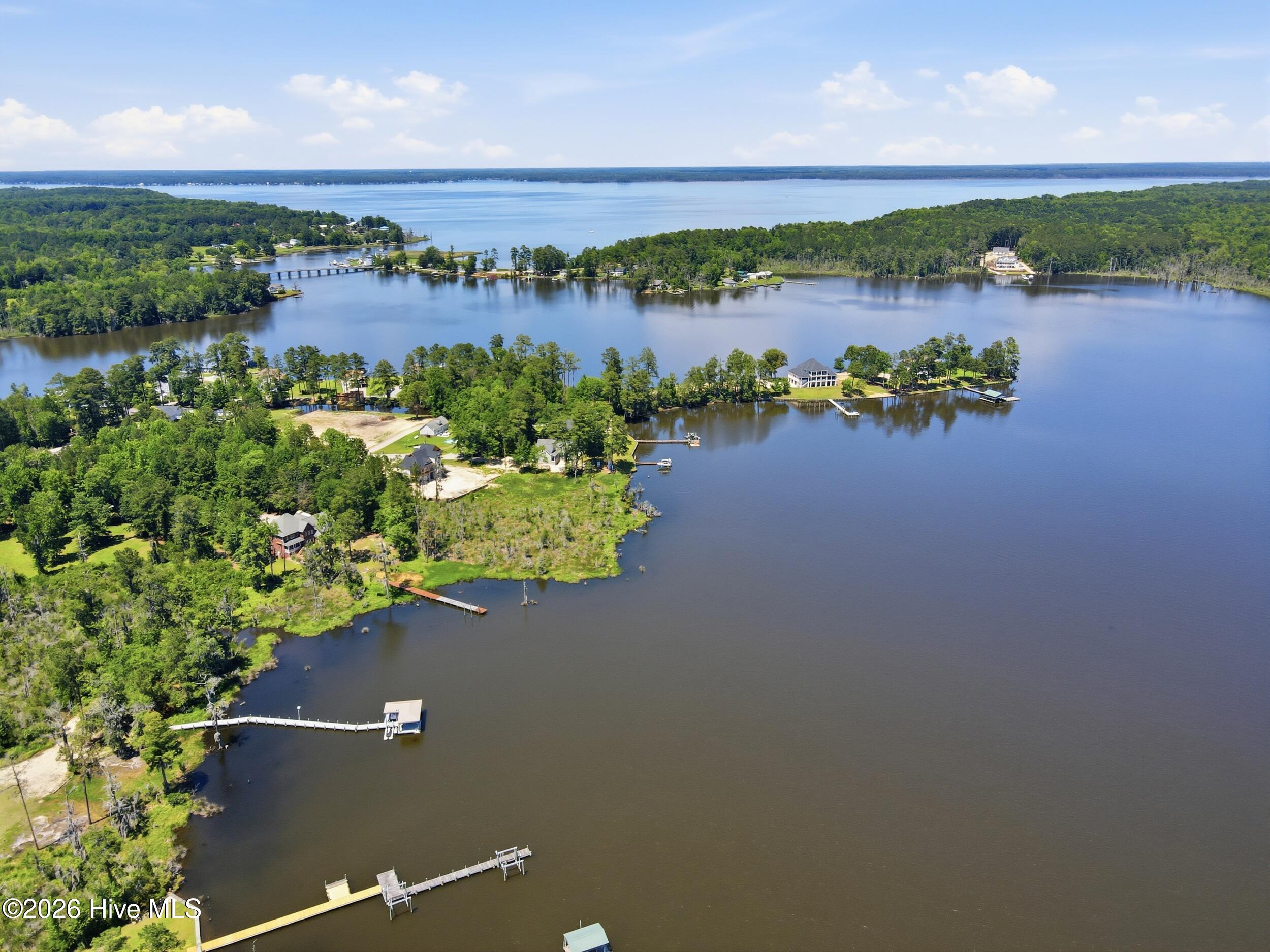 Aerial View / Water View
