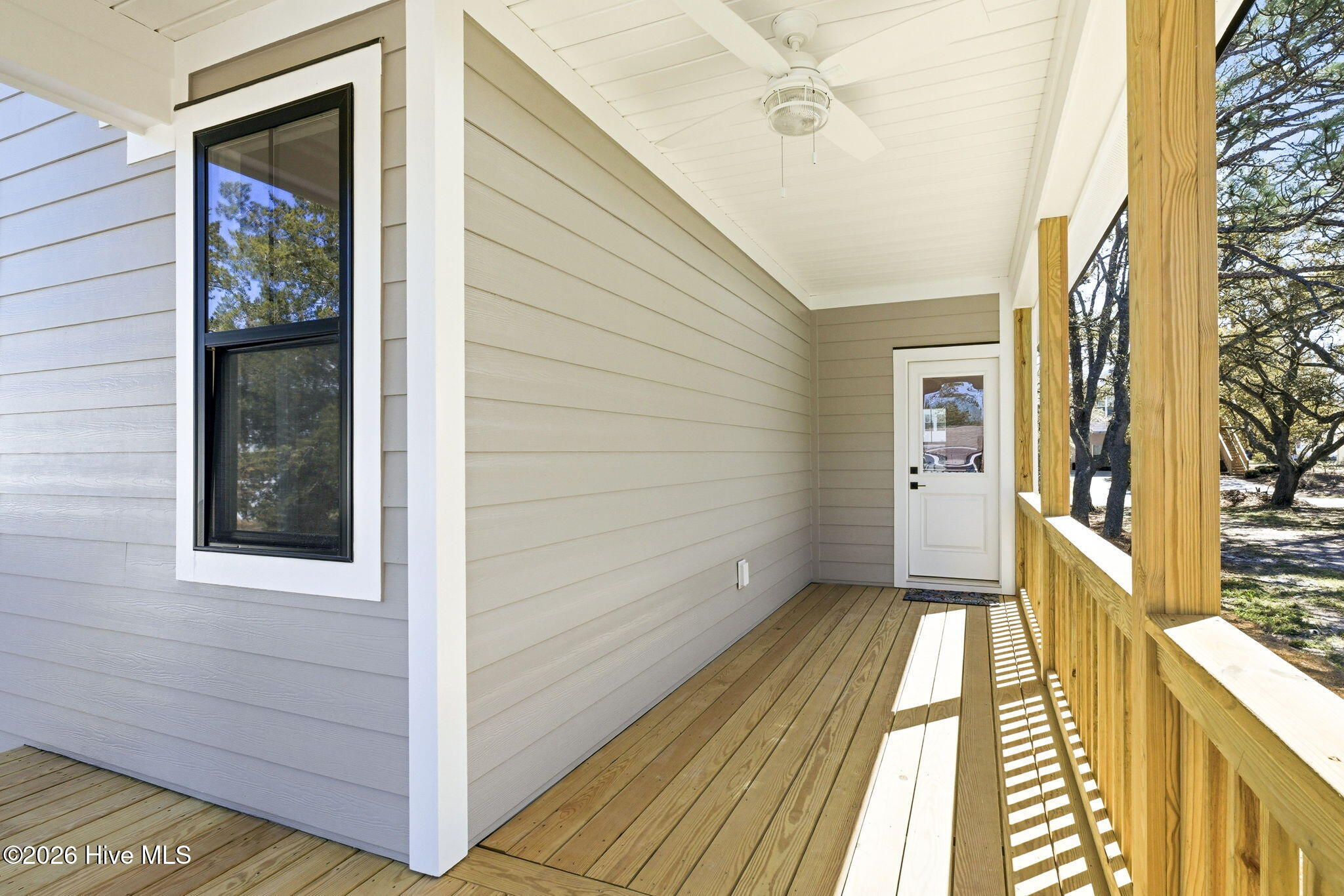 100565030 | Photo 45