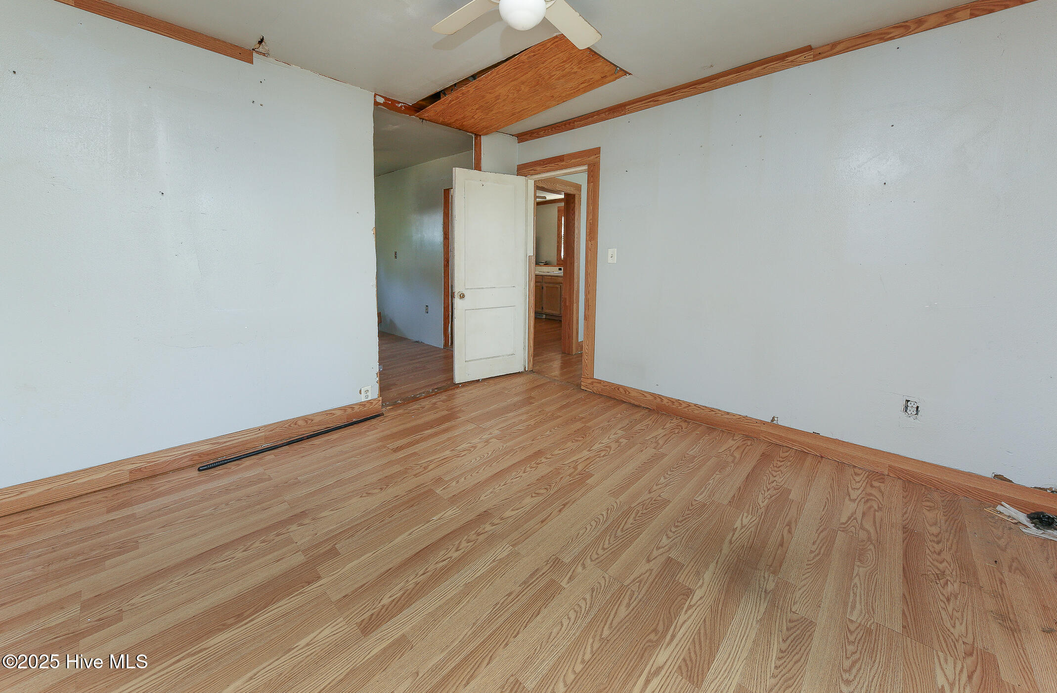 8533 Caratoke Highway, Powells Point, NC, 27966