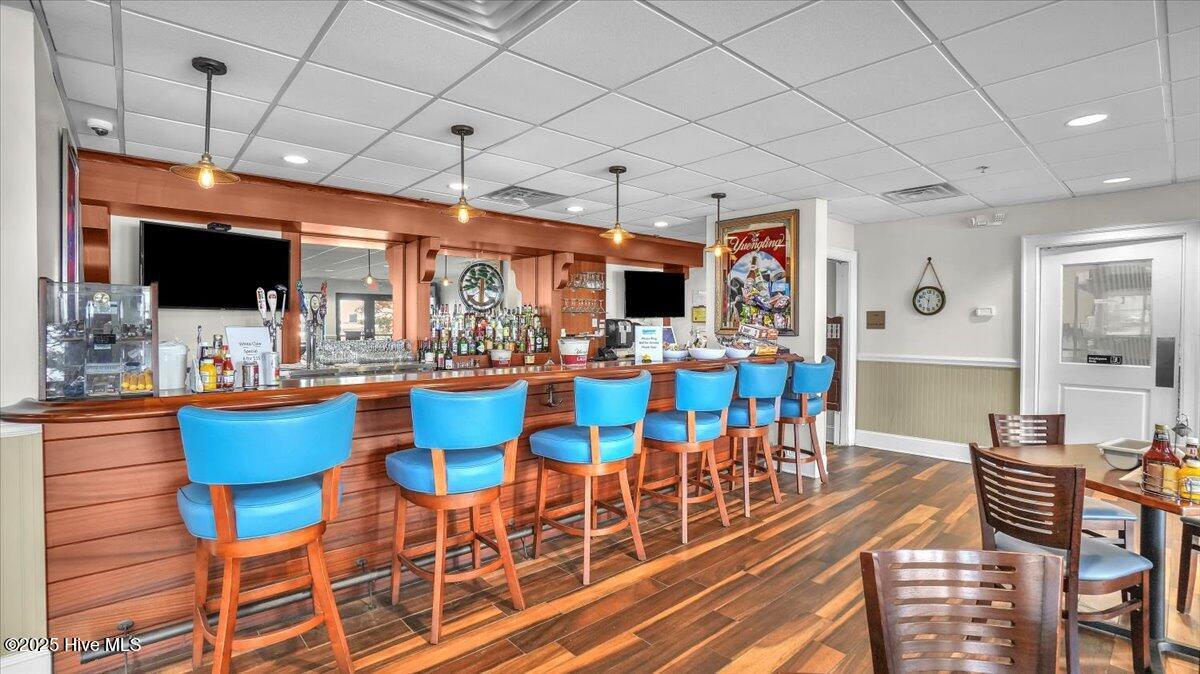 100505838 | Photo 80