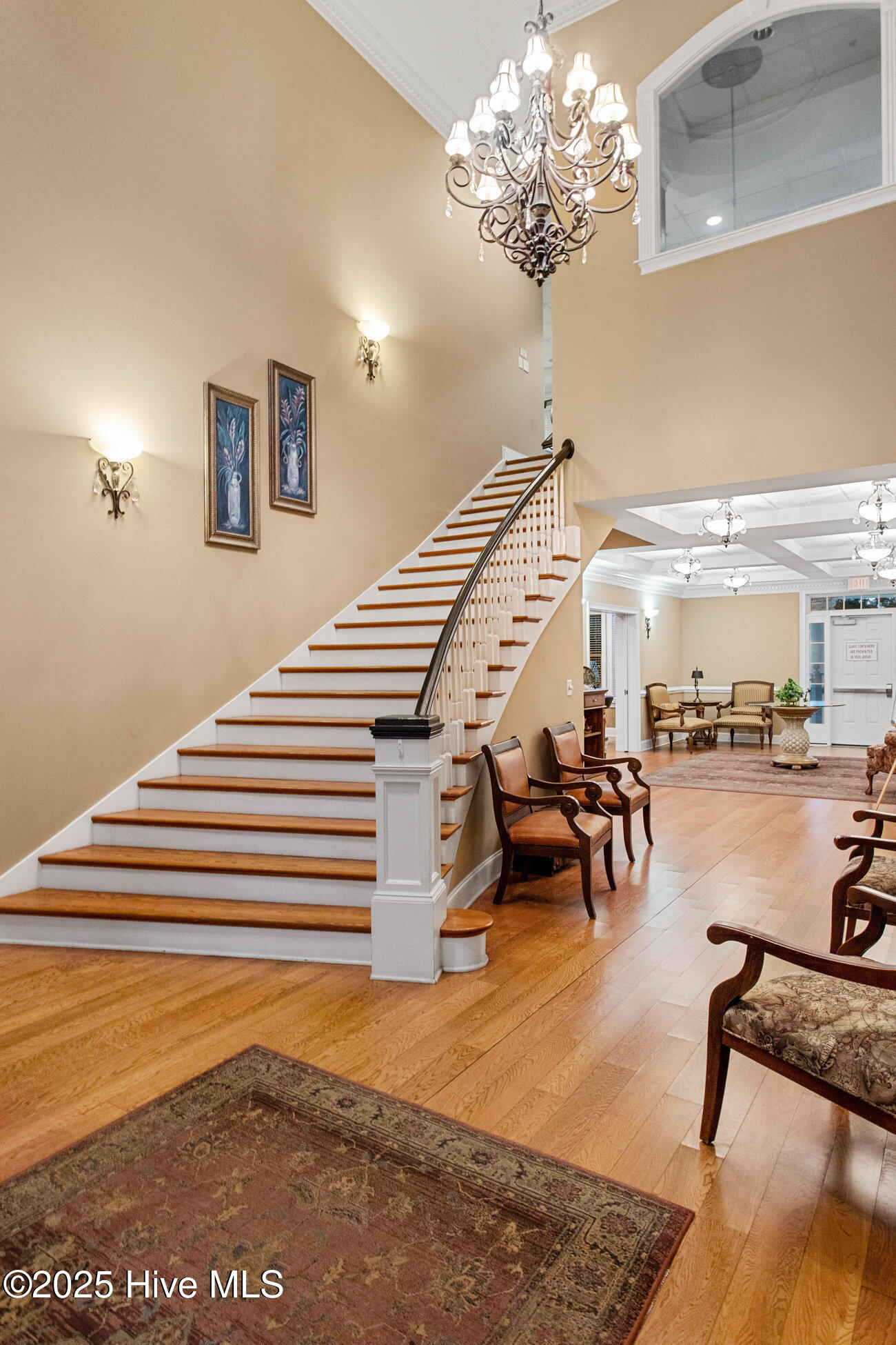 100544952 | Photo 74