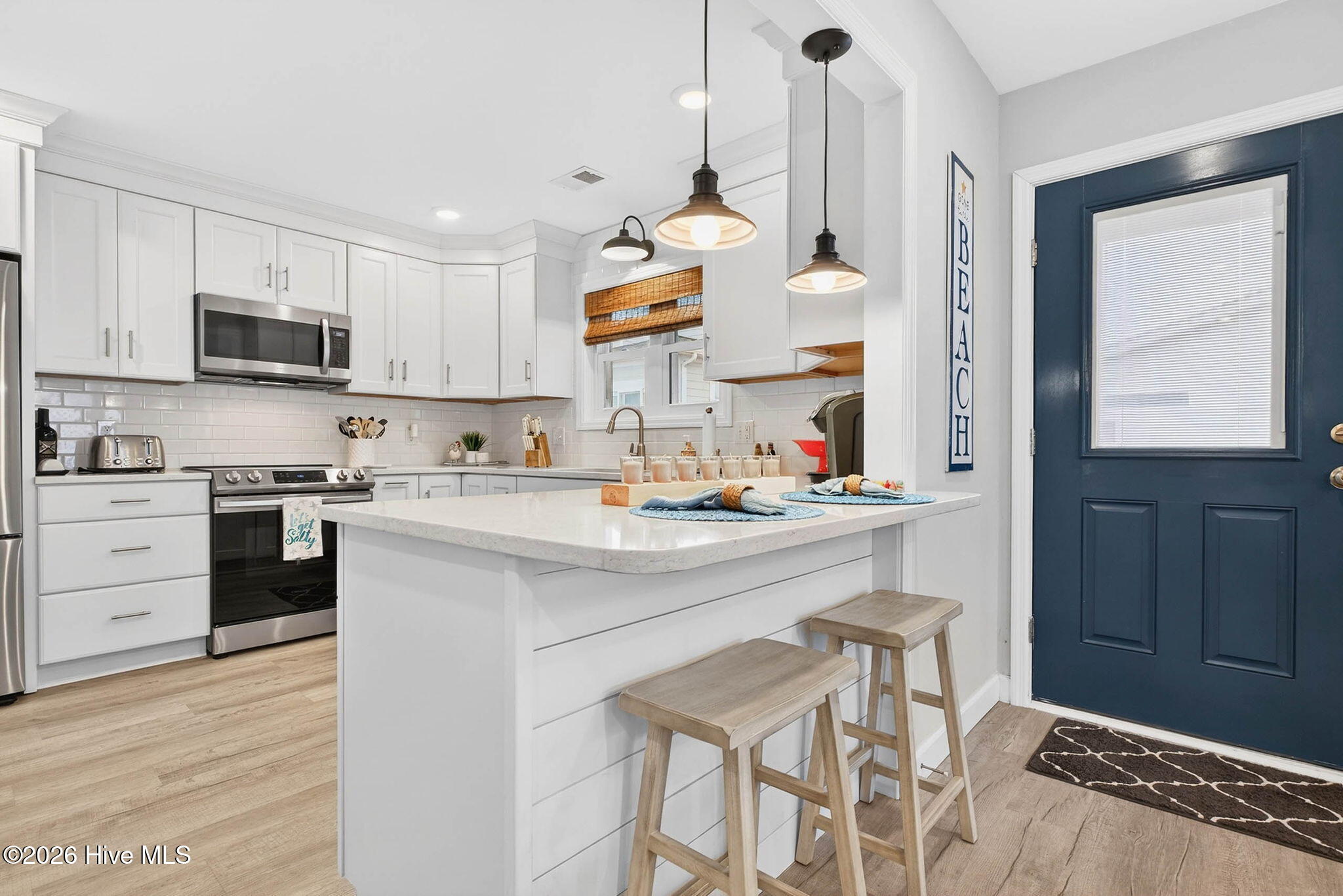 100565816 | Photo 17