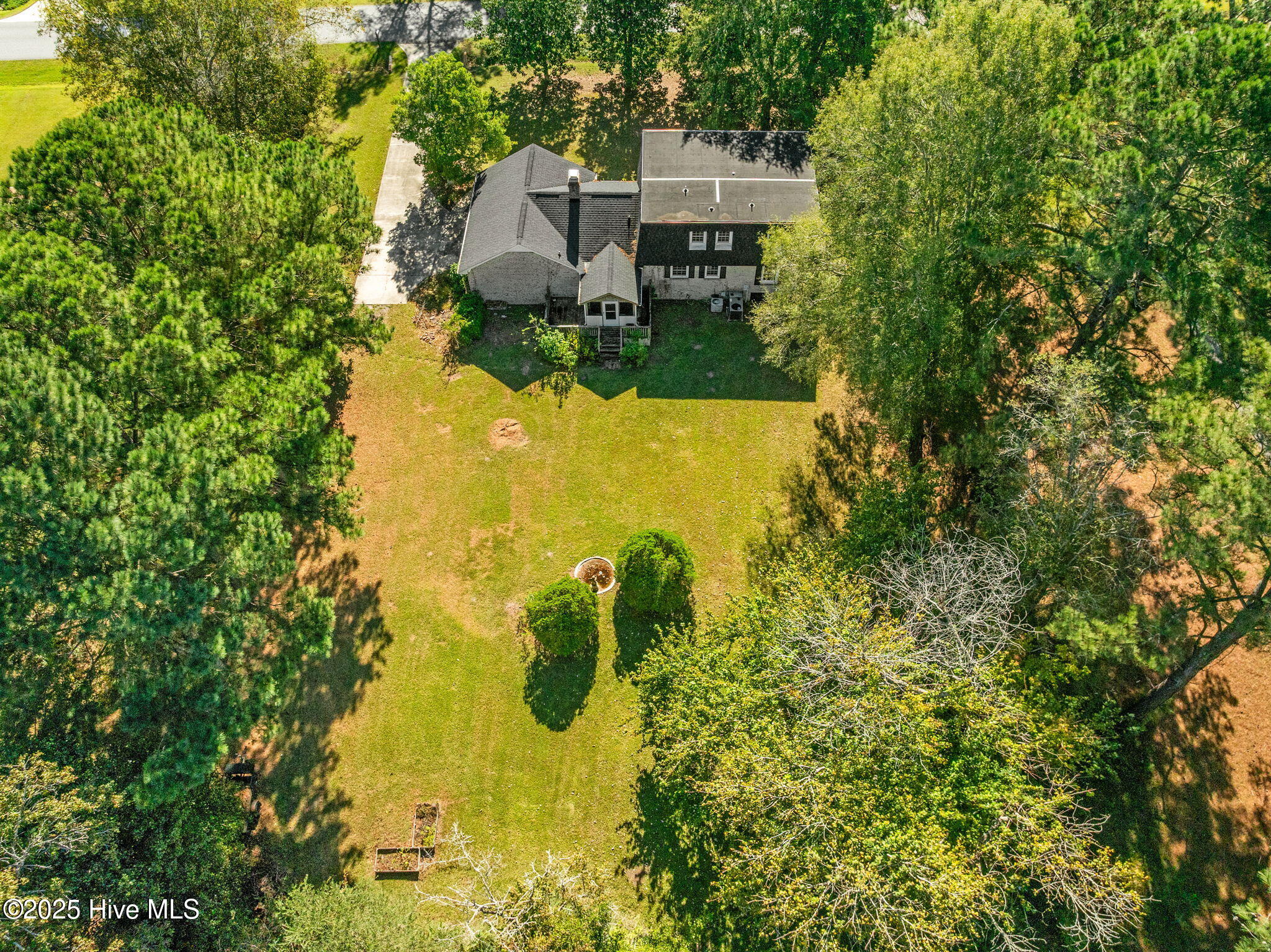 100537375 | Photo 50