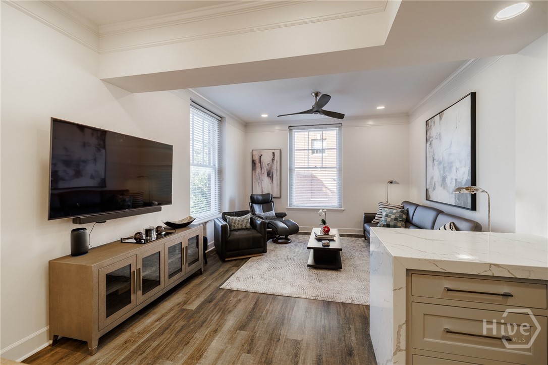 247 Washington Street E 309
