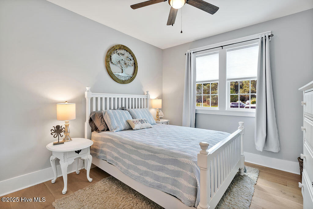 100521530 | Photo 21