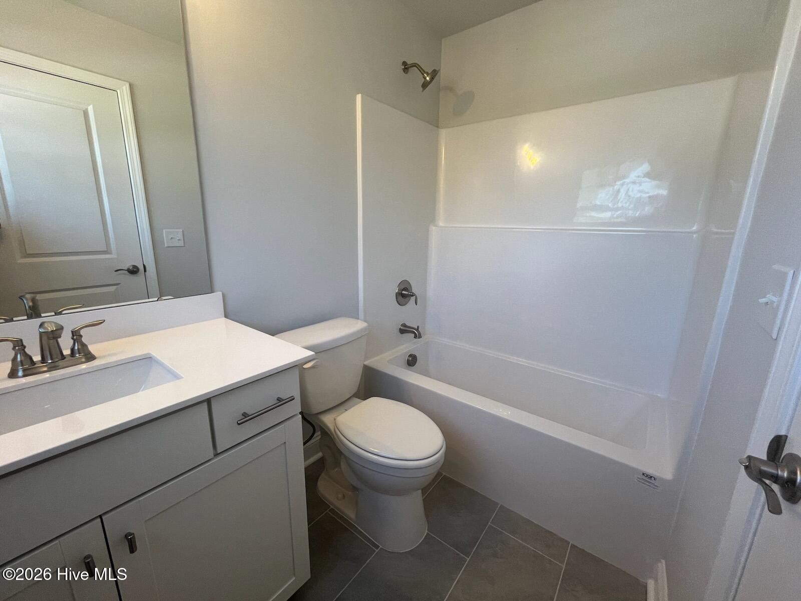 100558864 | Photo 32