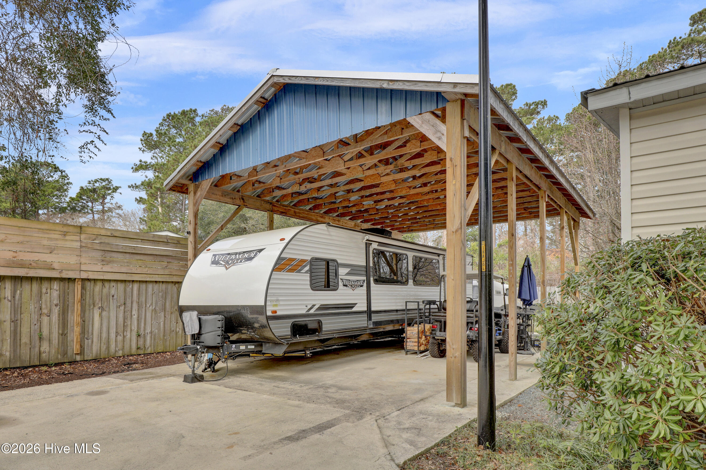 100558020 | Photo 10