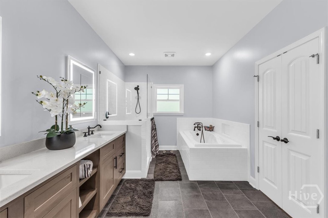 182 Old River Road, Bloomingdale, GA, 31302