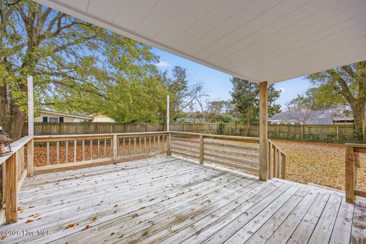 100543784 | Photo 10