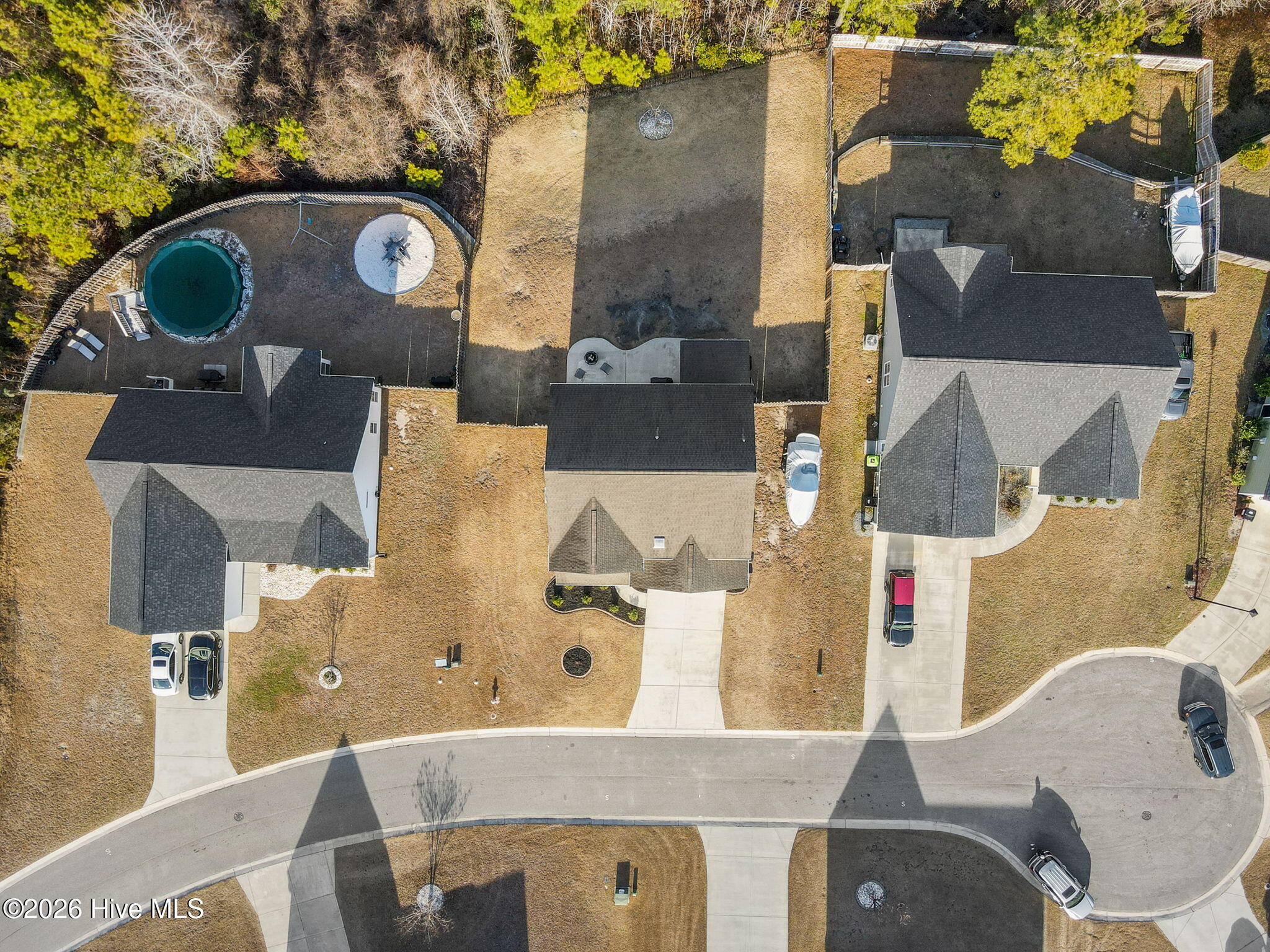 100550782 | Photo 57