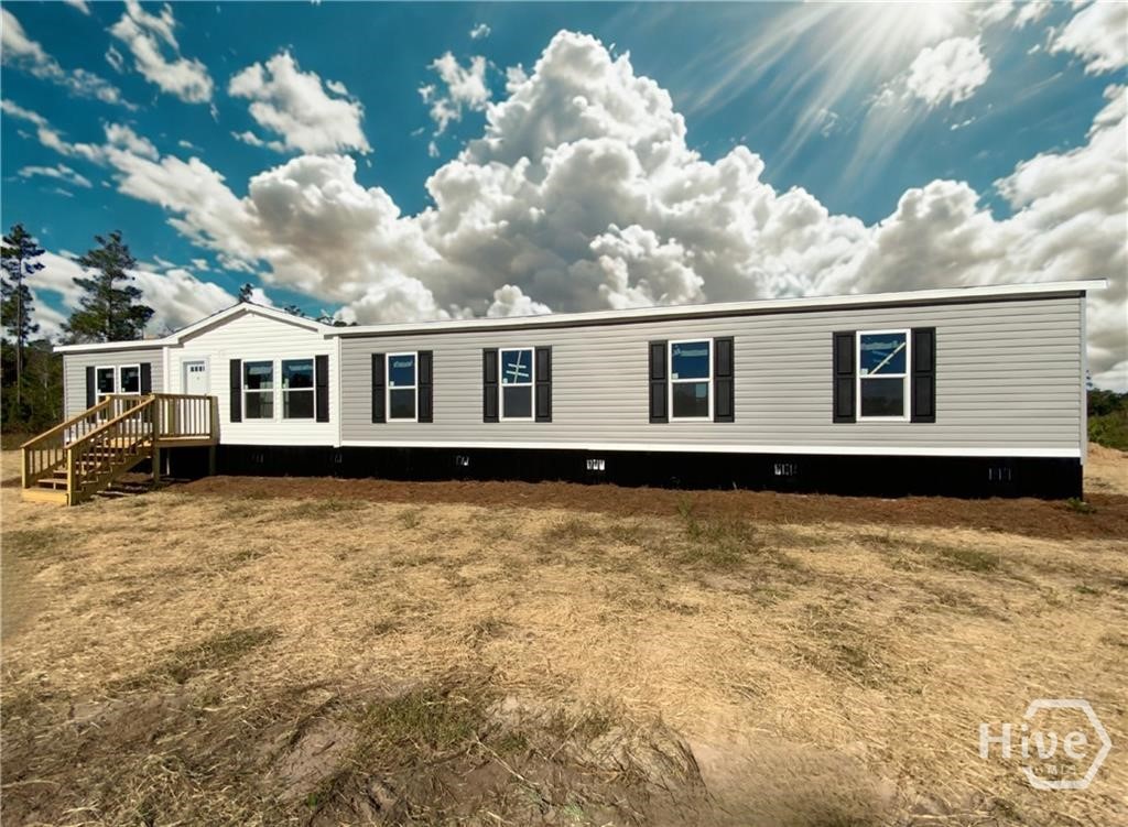 Homes for sale in Hinesville, GA | 319 County Line Road, Hinesville, GA 31313 | MLS# SA343916