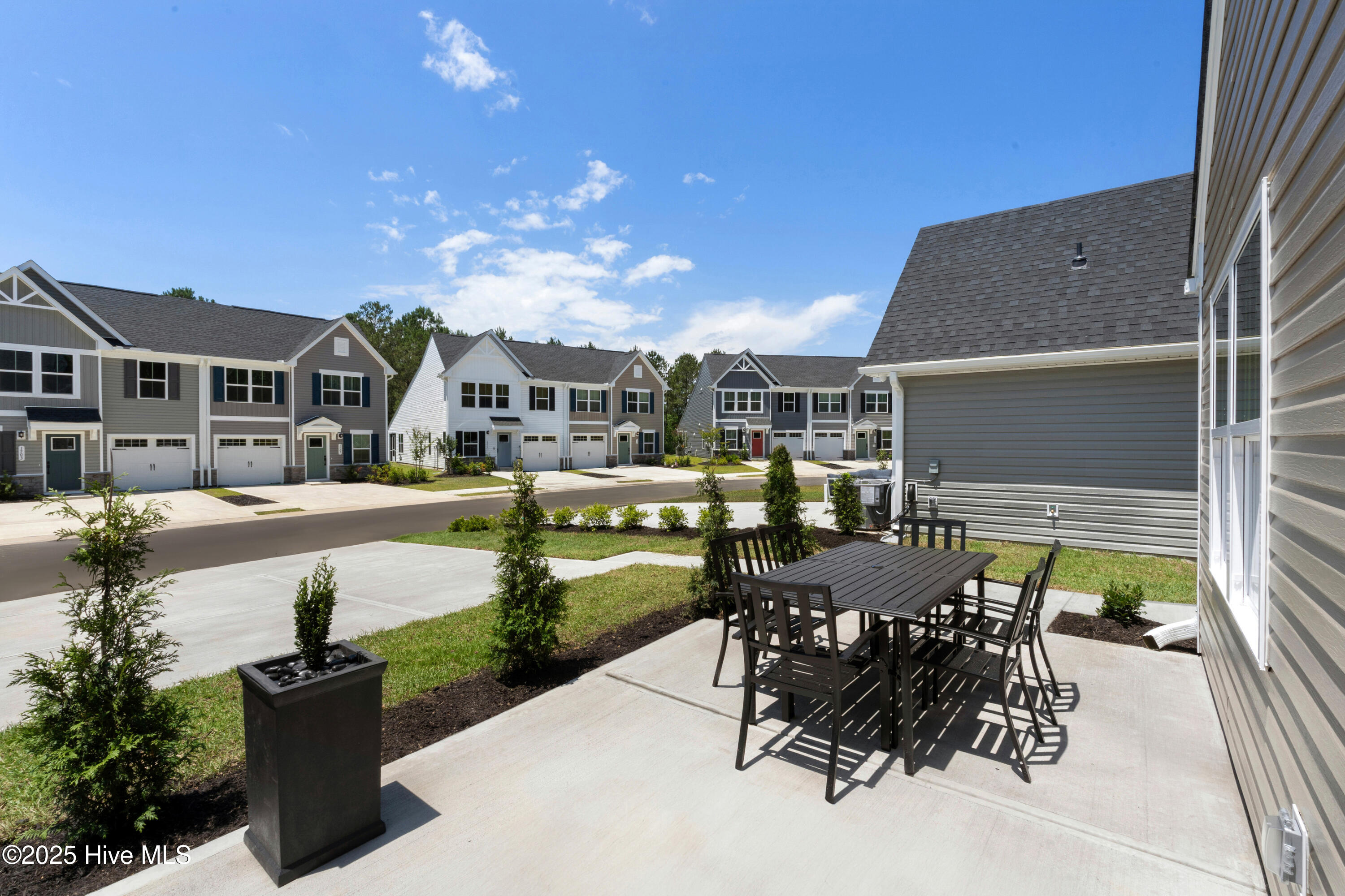 100545674 | Photo 14