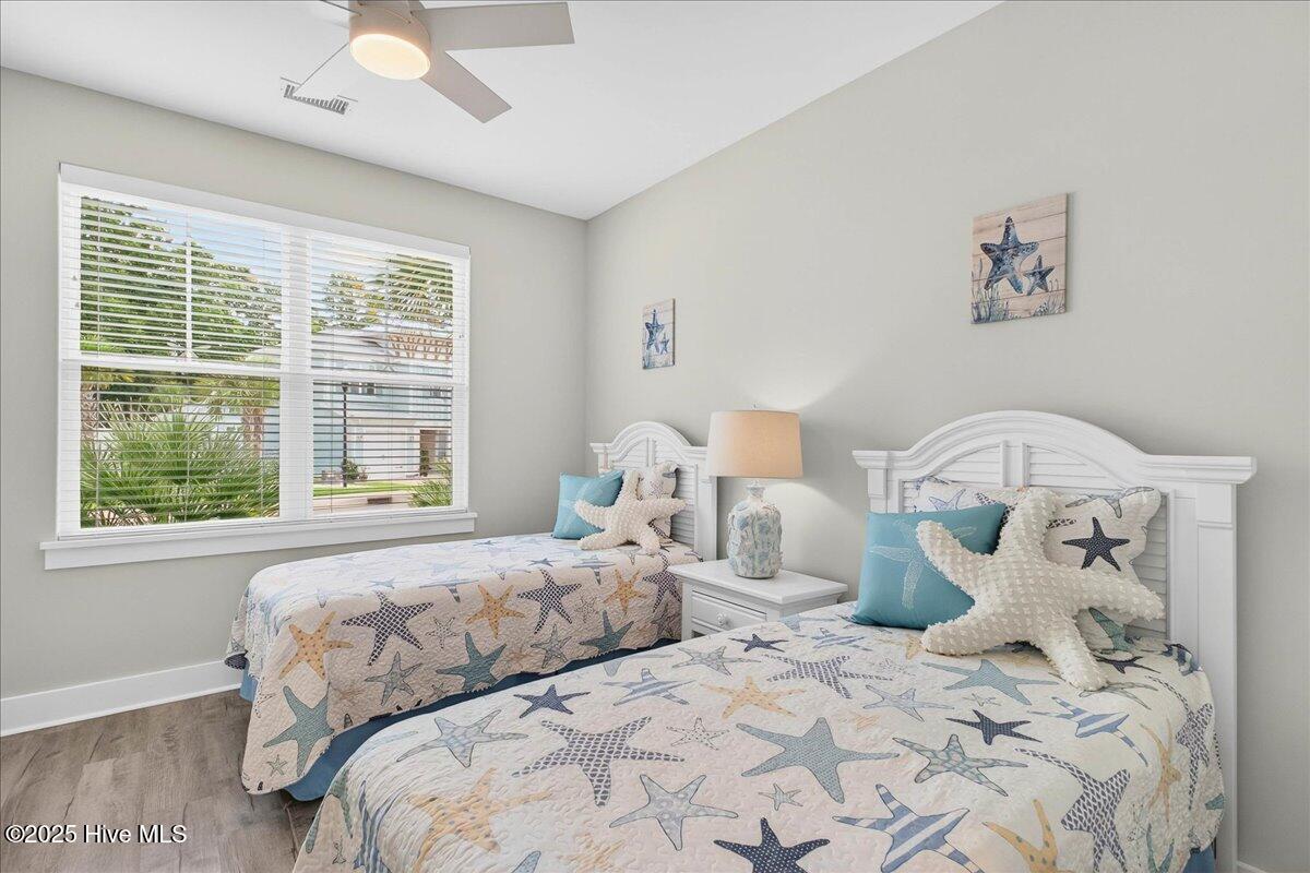 100524378 | Photo 25