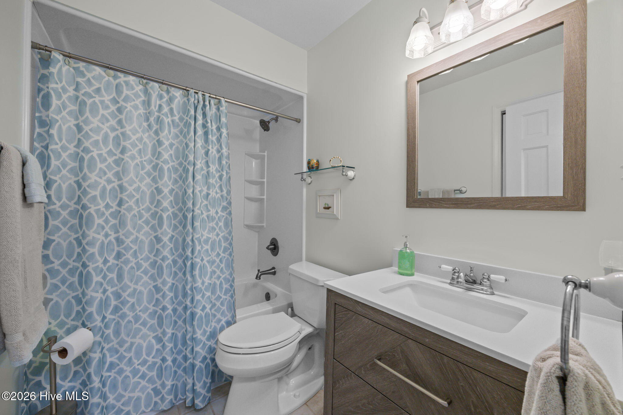 100555604 | Photo 26