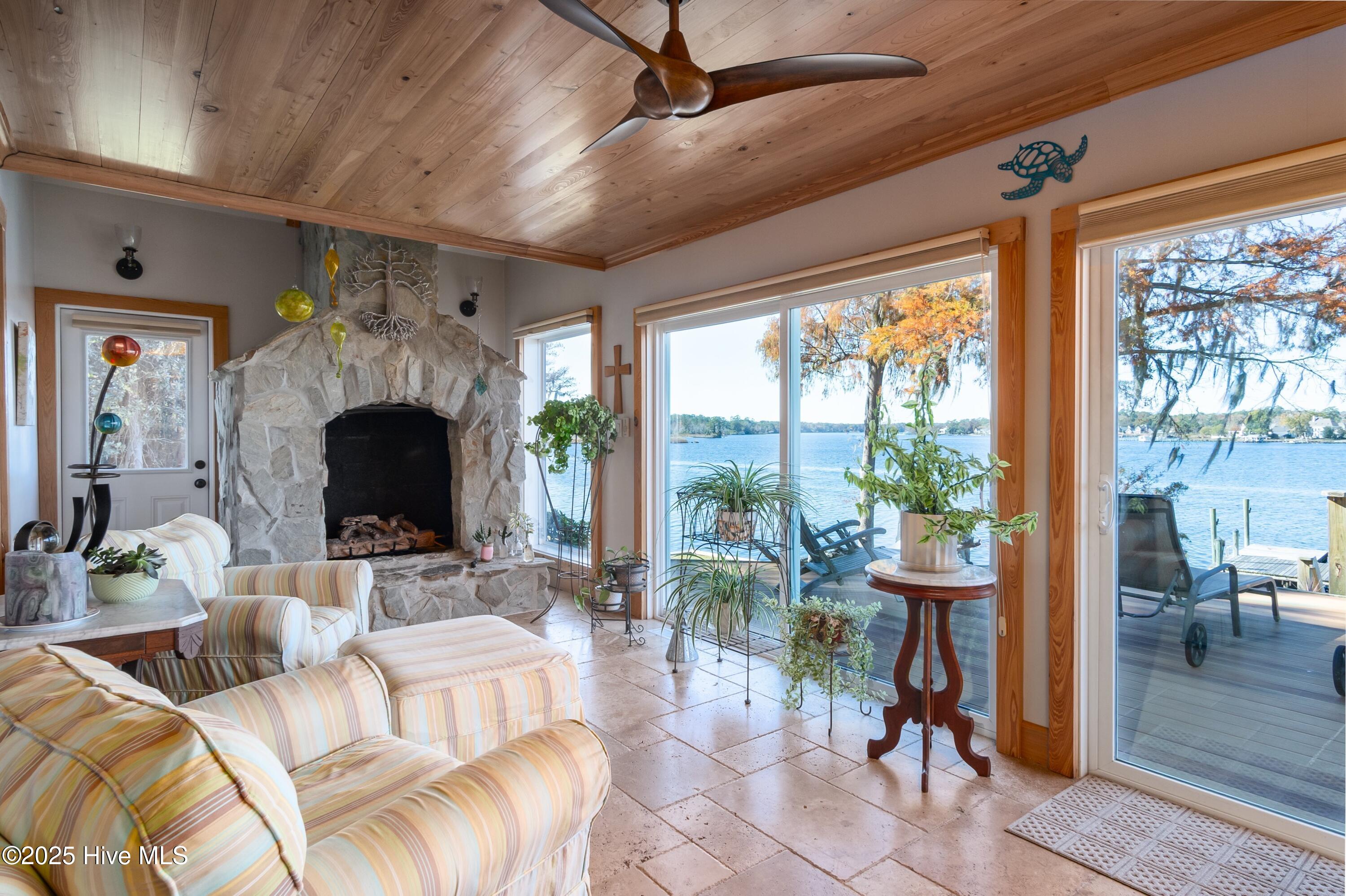 Homes for sale in New Bern, NC | 810 Madam Moores Ln, New Bern, NC 28562 | MLS# 100540713