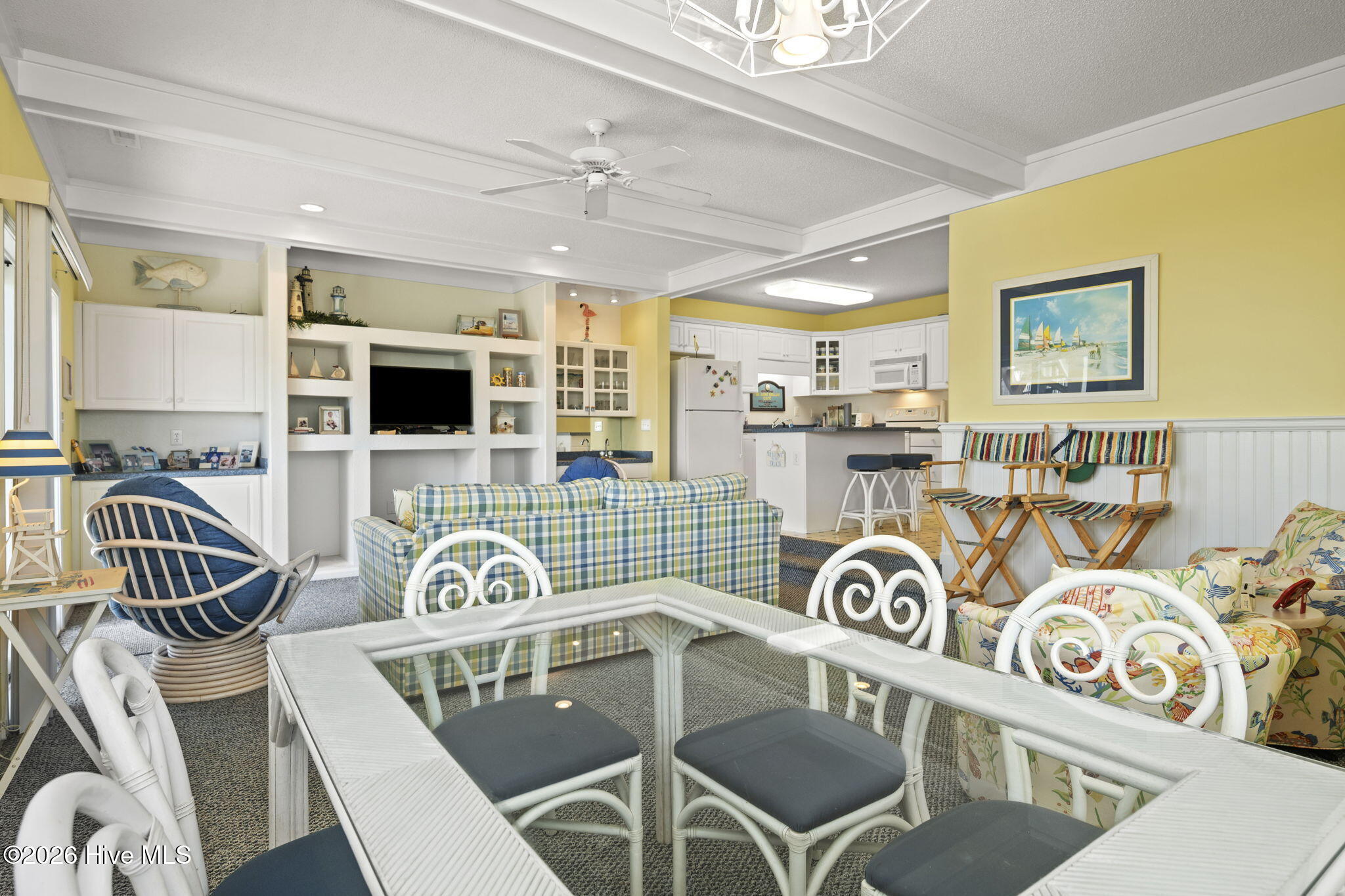 100566433 | Photo 21