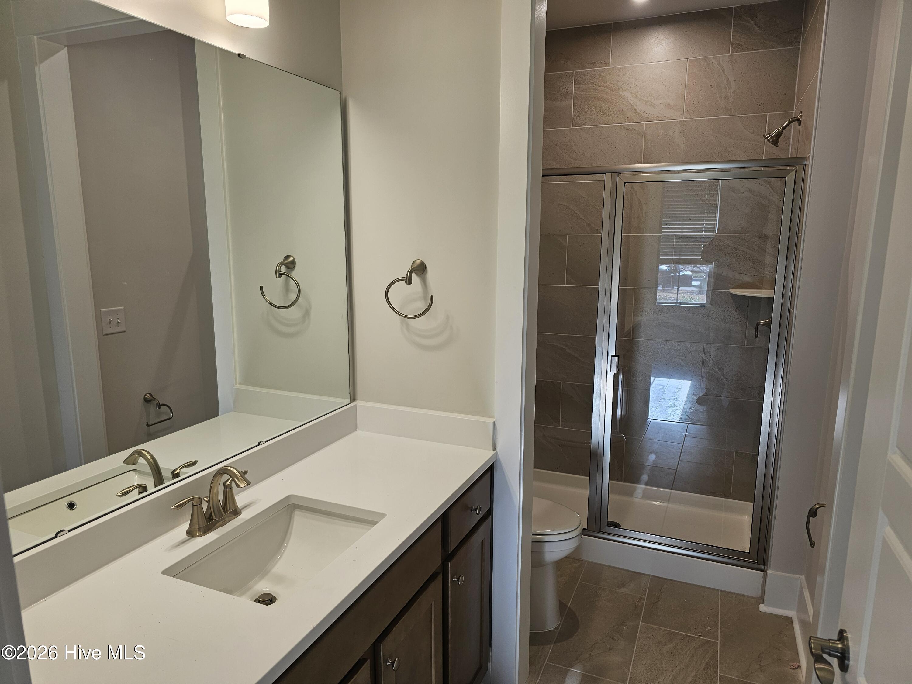 100544380 | Photo 20