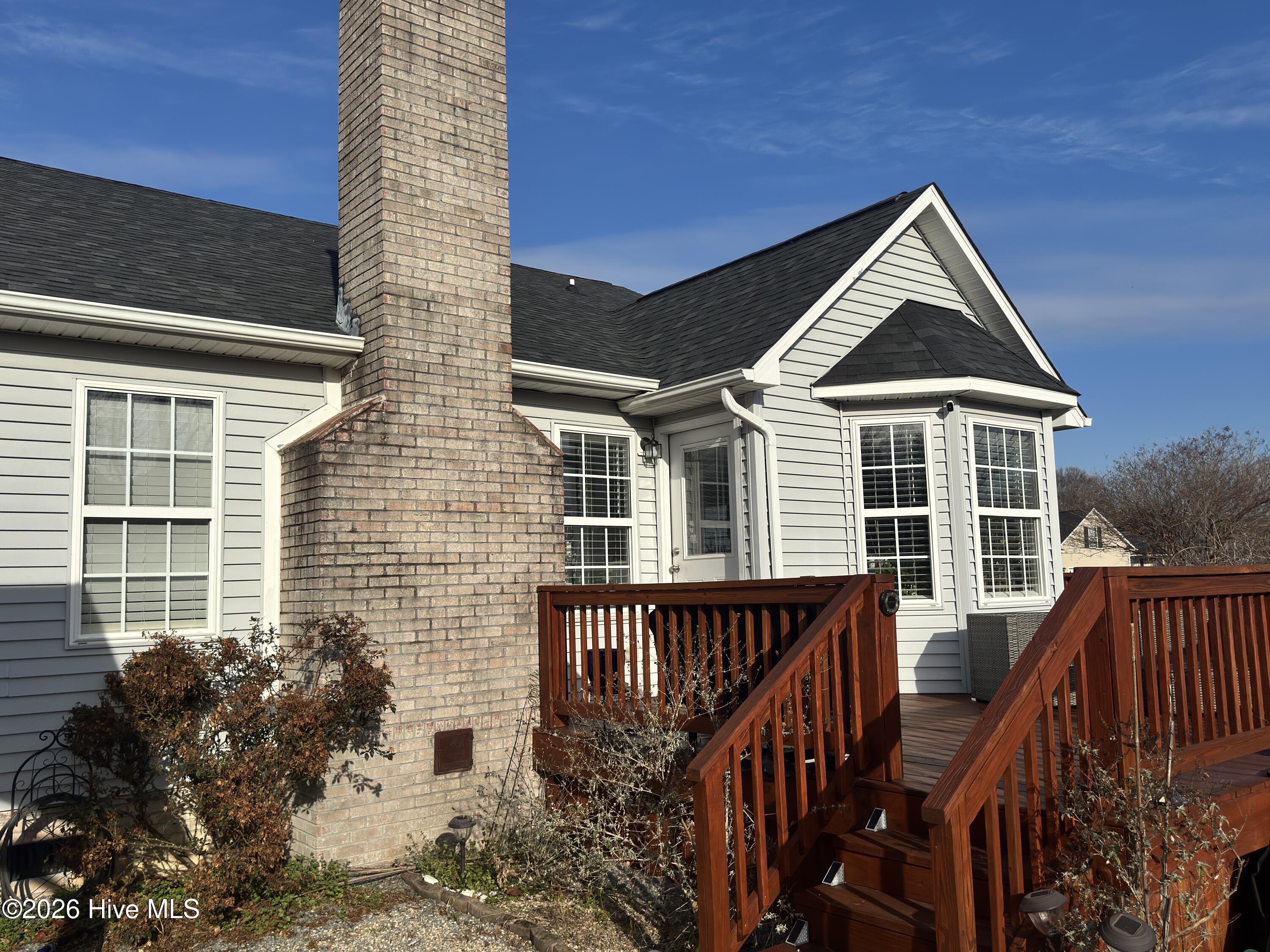 100551352 | Photo 43