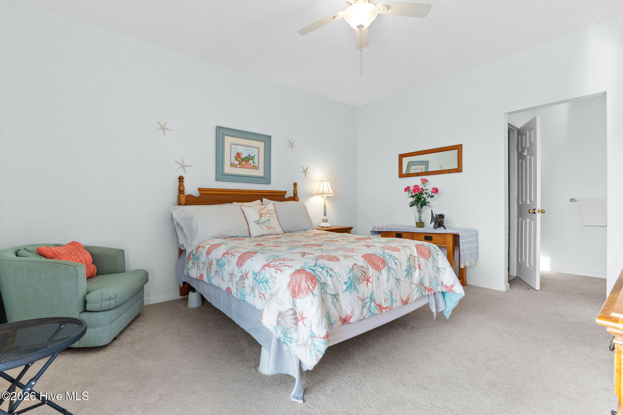 100553900 | Photo 17