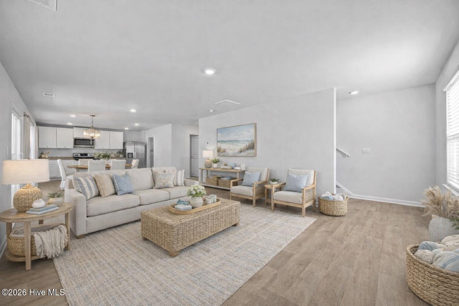 100556435 | Photo 19