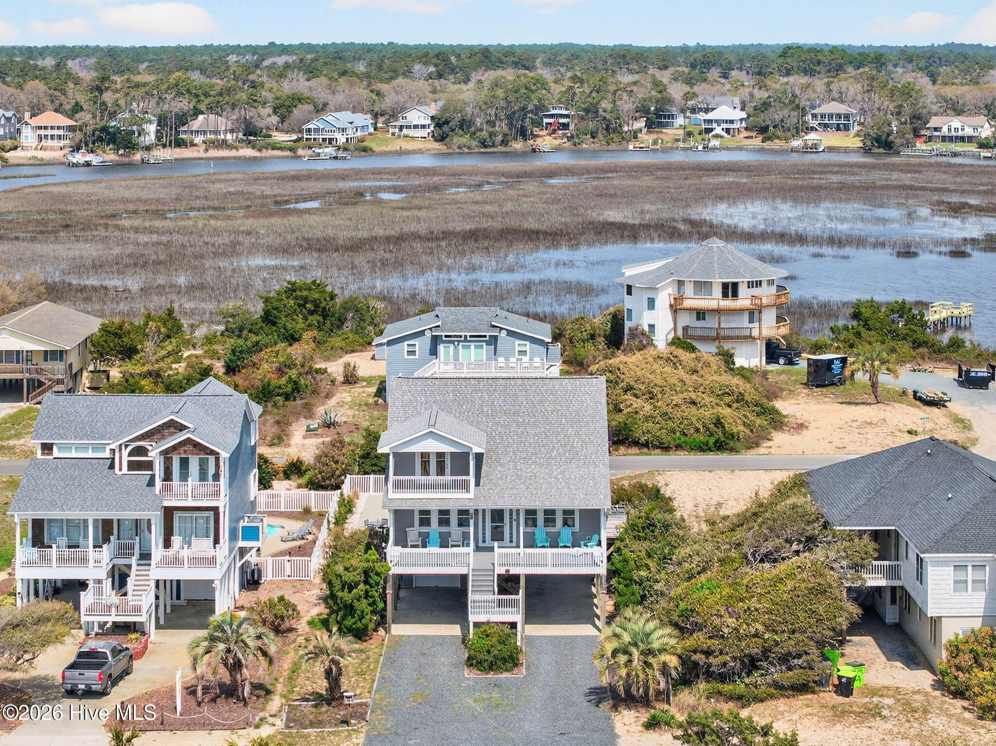 100562885 | Photo 52