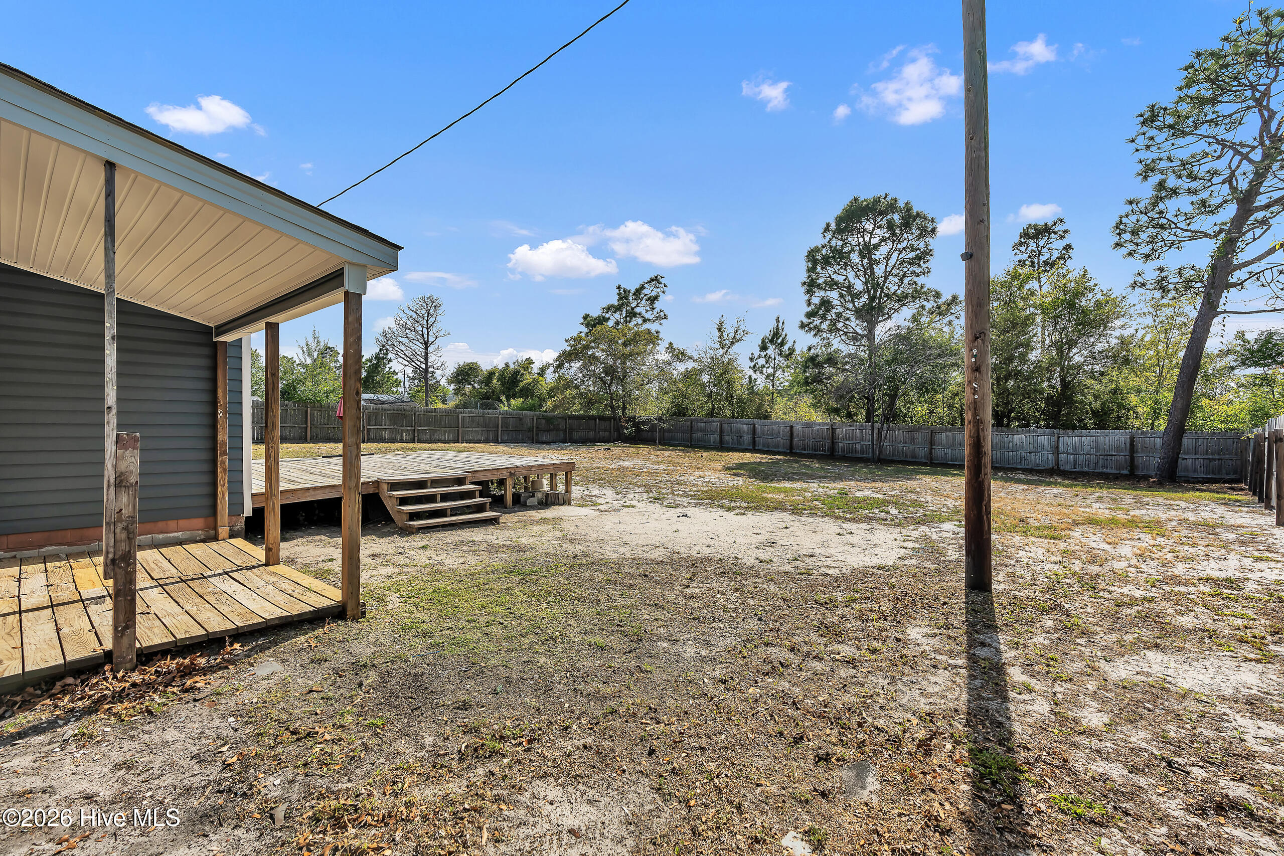 100567424 | Photo 29