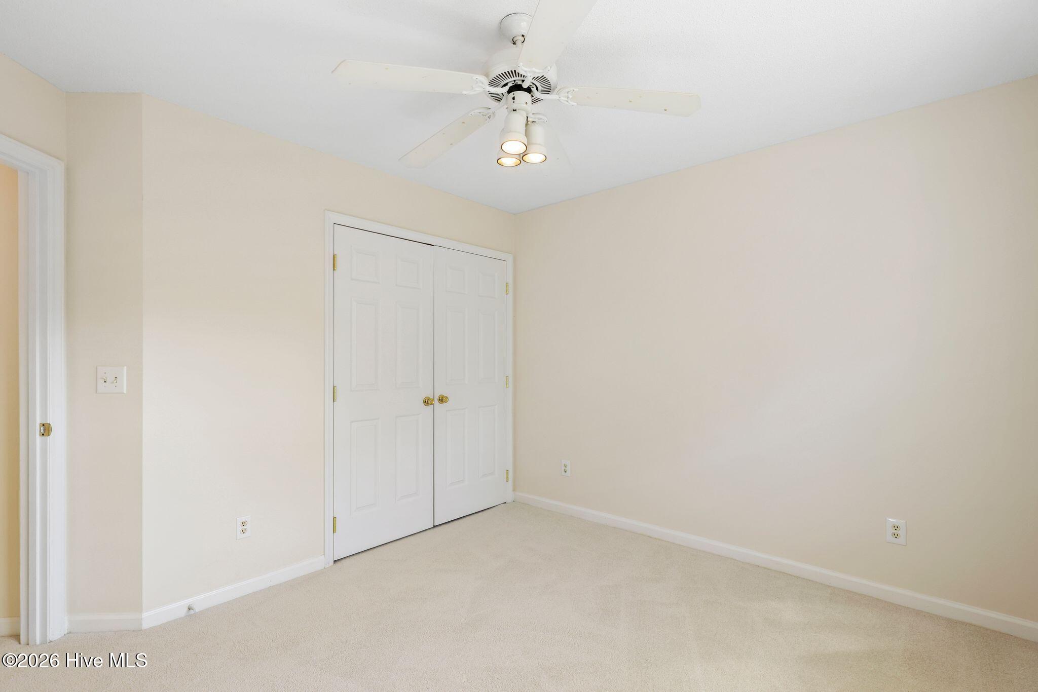 100558031 | Photo 44