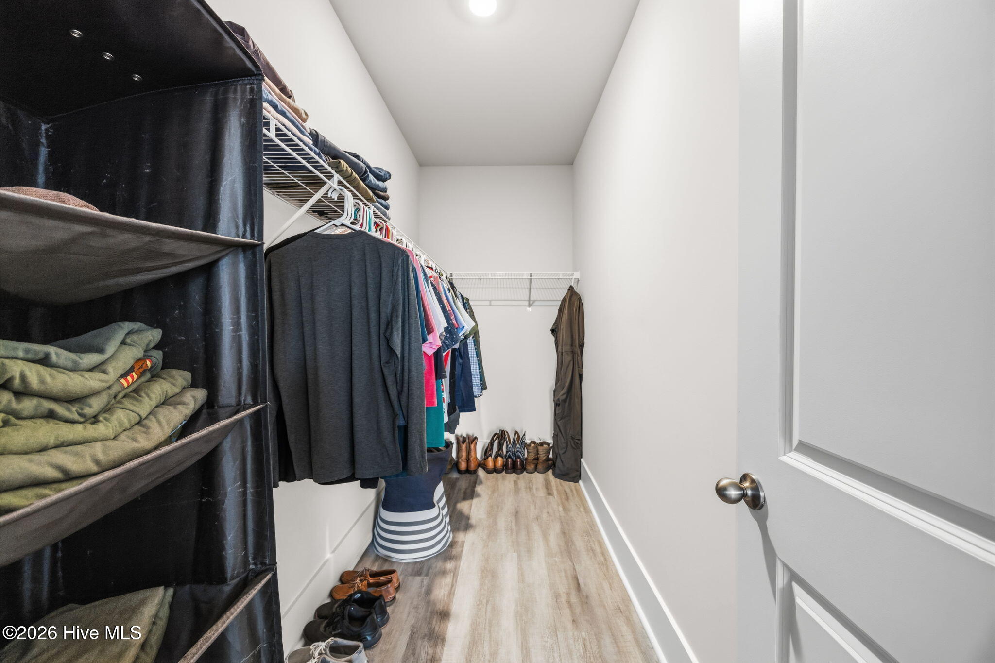 100557752 | Photo 24