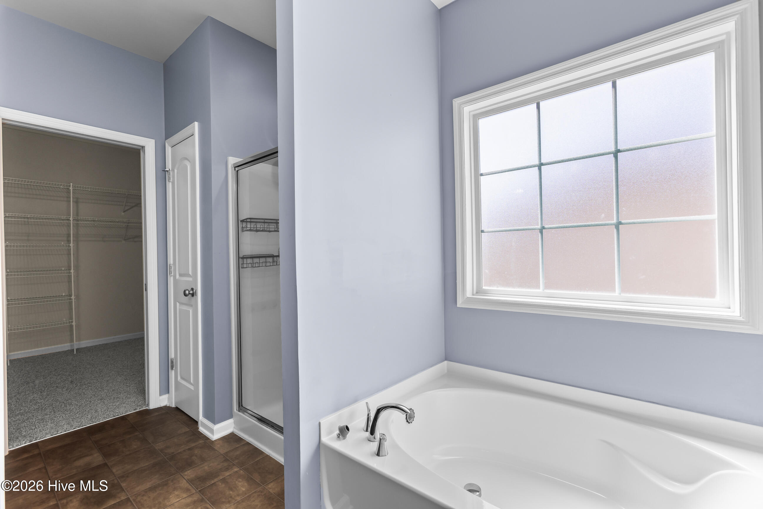 100562604 | Photo 25